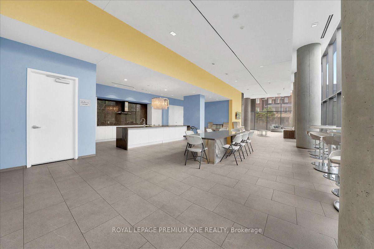 Photo 22 of Unit 901, 103 The Queensway, Toronto, High Park-Swansea — HOMEH