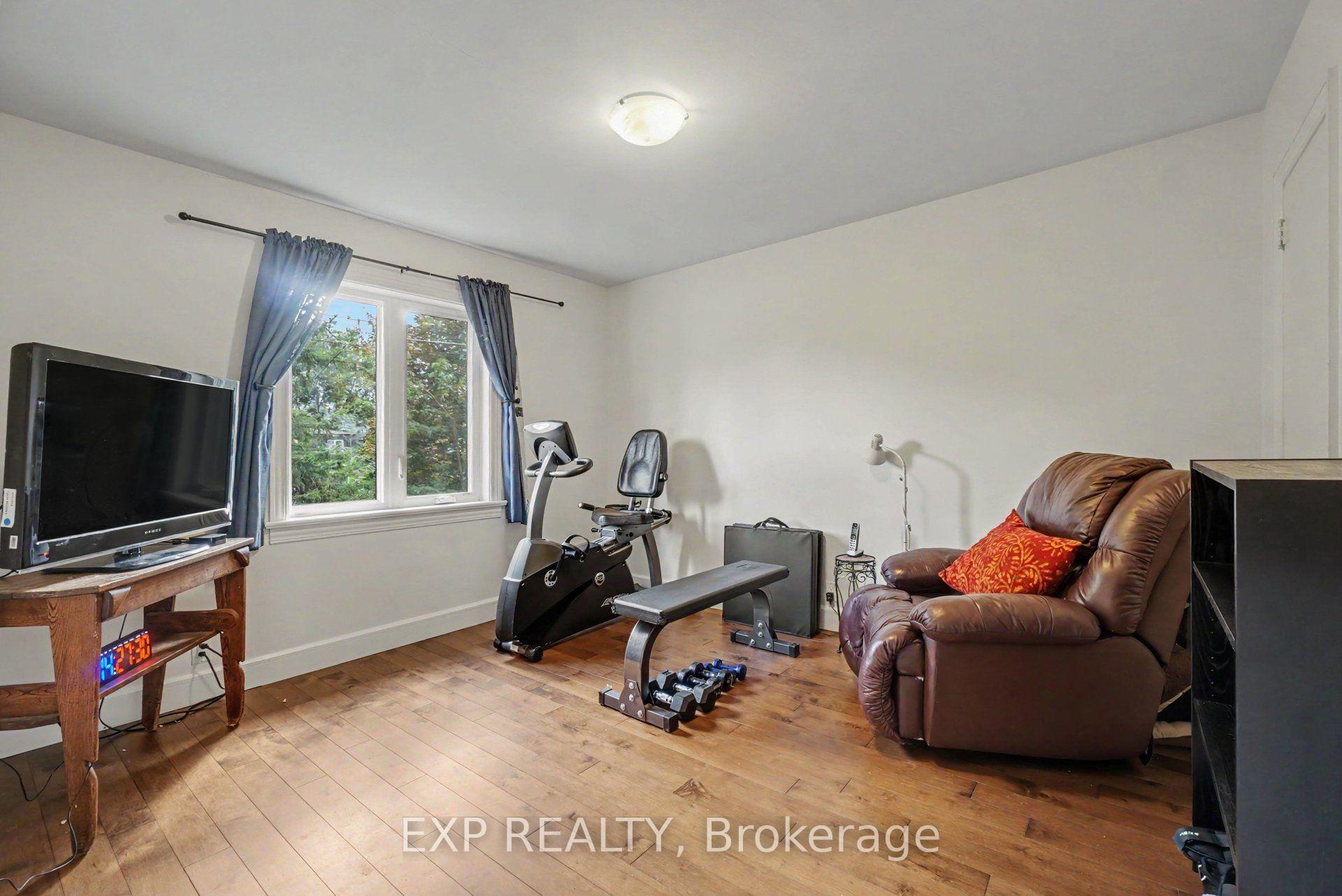 Photo 10 of 105 Donald Street, Ottawa, Overbrook — HOMEH