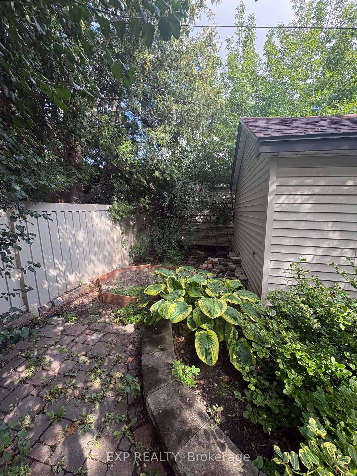 Photo 20 of 105 Donald Street, Ottawa, Overbrook — HOMEH
