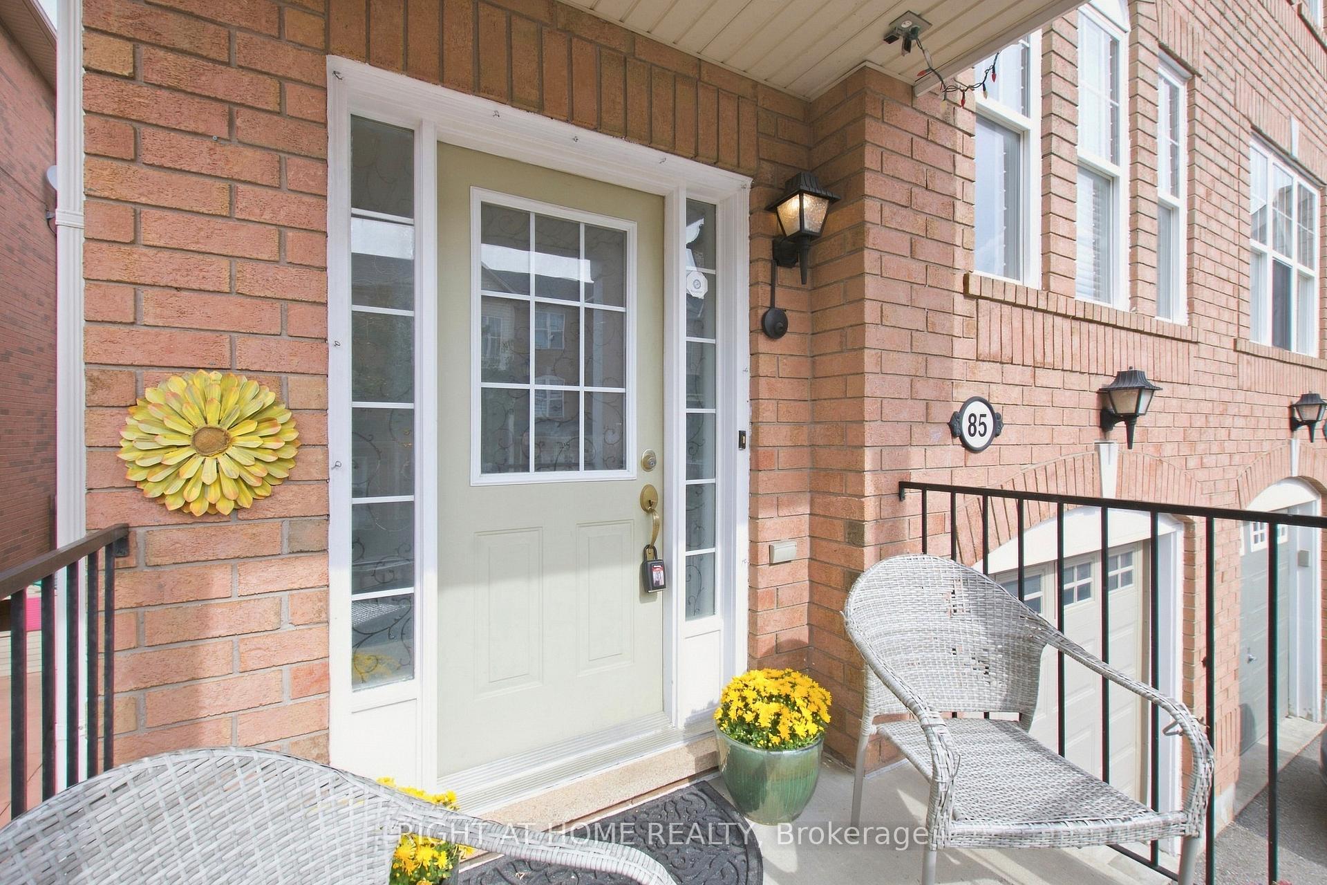 Photo 4 of 85 Seed House Lane, Halton Hills, Georgetown — HOMEH