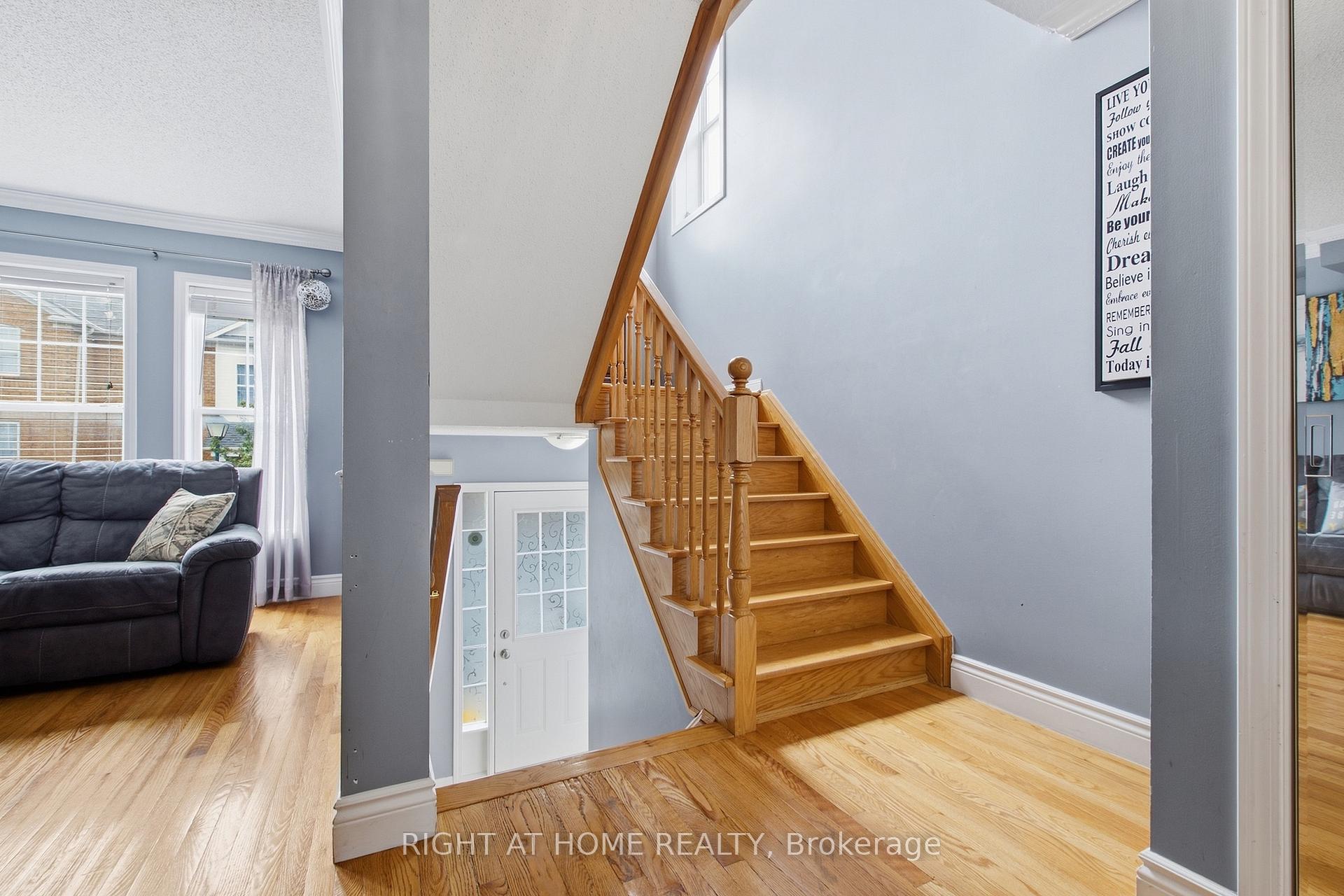 Photo 6 of 85 Seed House Lane, Halton Hills, Georgetown — HOMEH