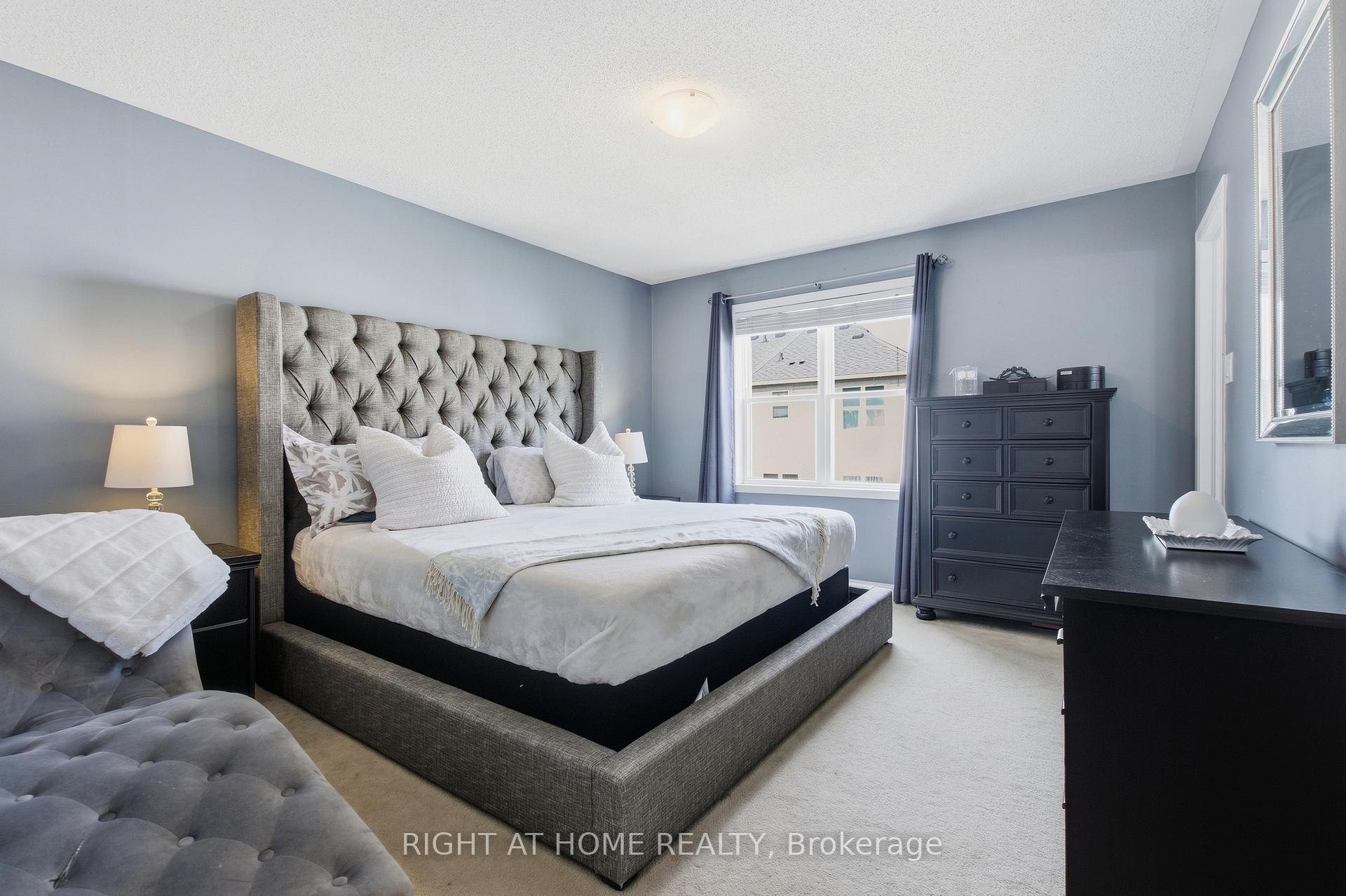 Photo 31 of 85 Seed House Lane, Halton Hills, Georgetown — HOMEH
