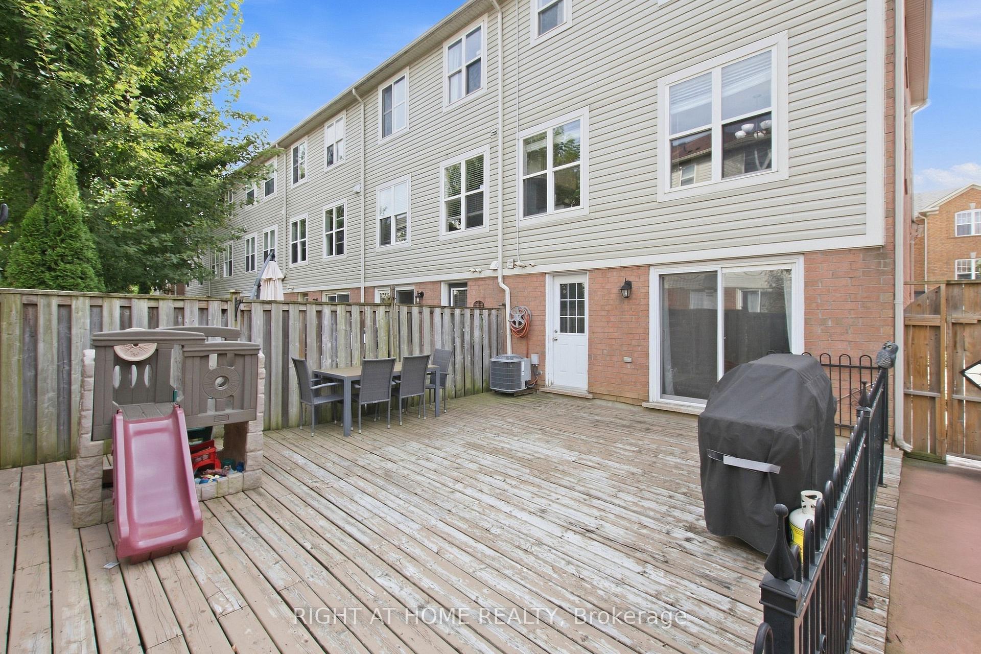 Photo 44 of 85 Seed House Lane, Halton Hills, Georgetown — HOMEH