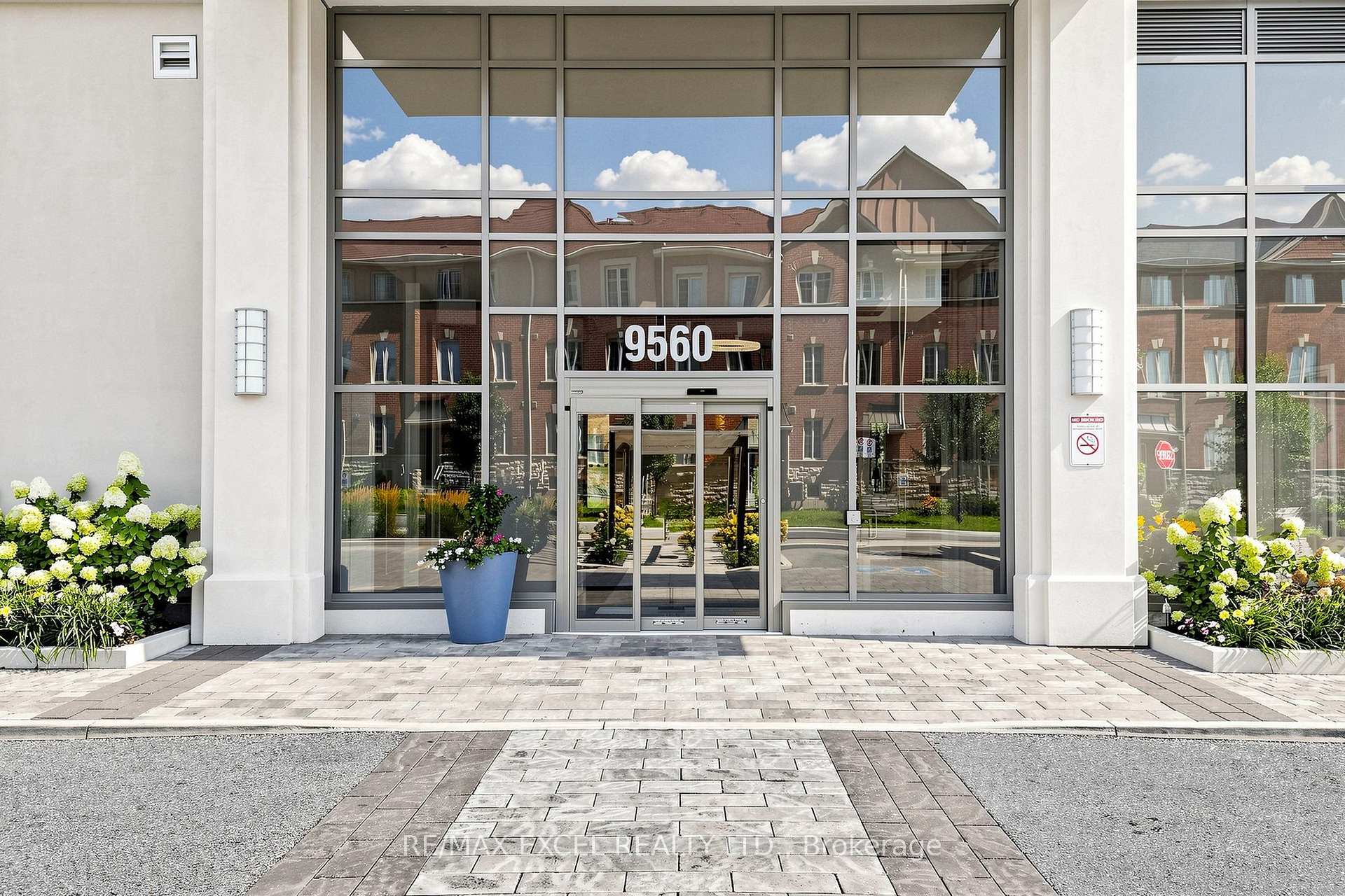 Photo 4 of Unit 1103, 9560 Markham Road, Markham, Wismer — HOMEH