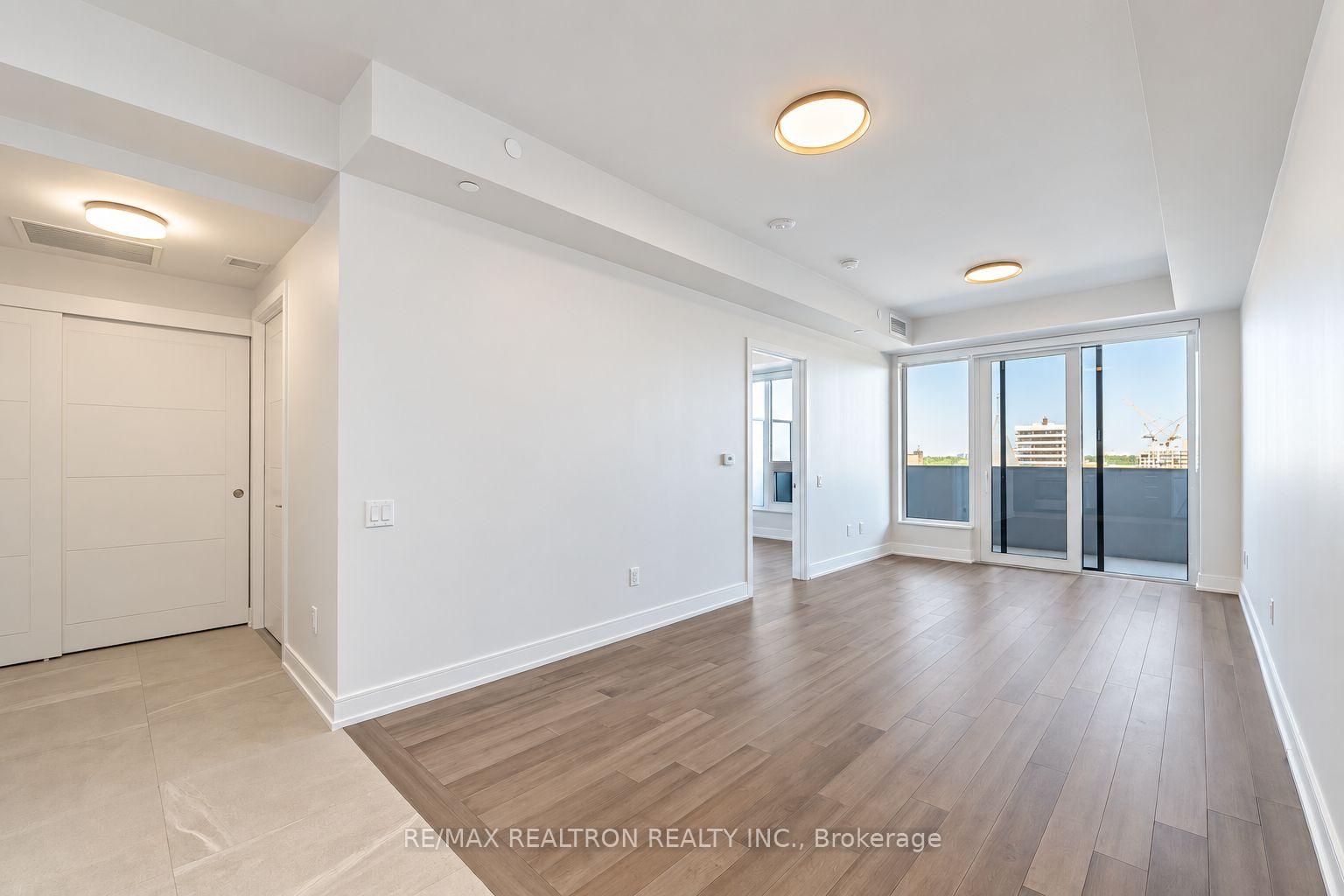 Photo 4 of Unit 710, 2525 Bathurst Street, Toronto, Forest Hill North — HOMEH