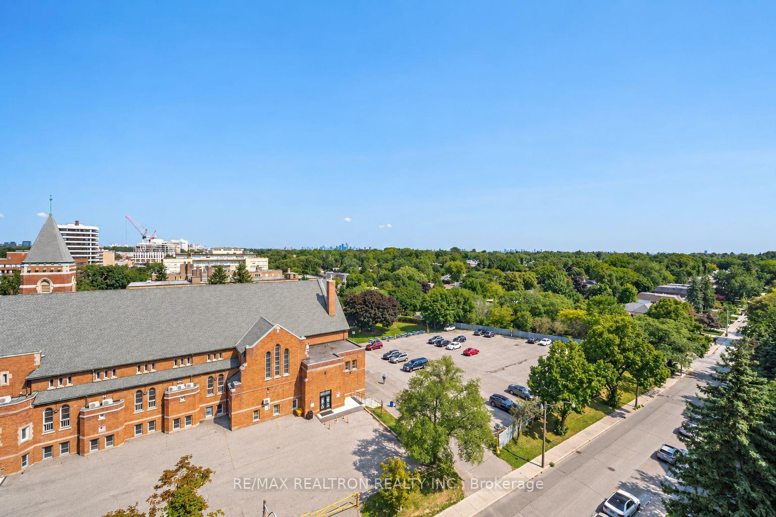 Photo 26 of Unit 710, 2525 Bathurst Street, Toronto, Forest Hill North — HOMEH