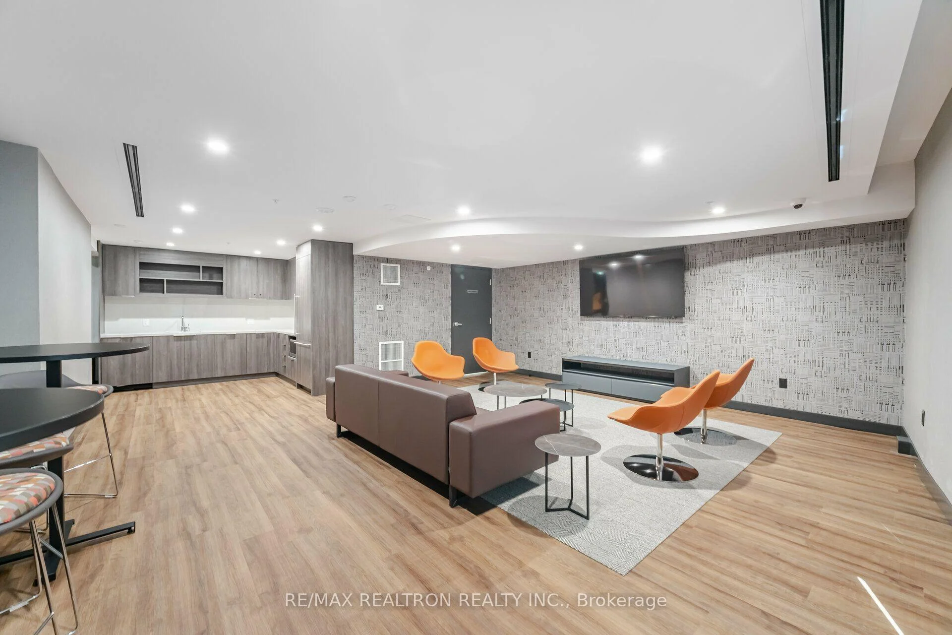 Photo 43 of Unit 710, 2525 Bathurst Street, Toronto, Forest Hill North — HOMEH