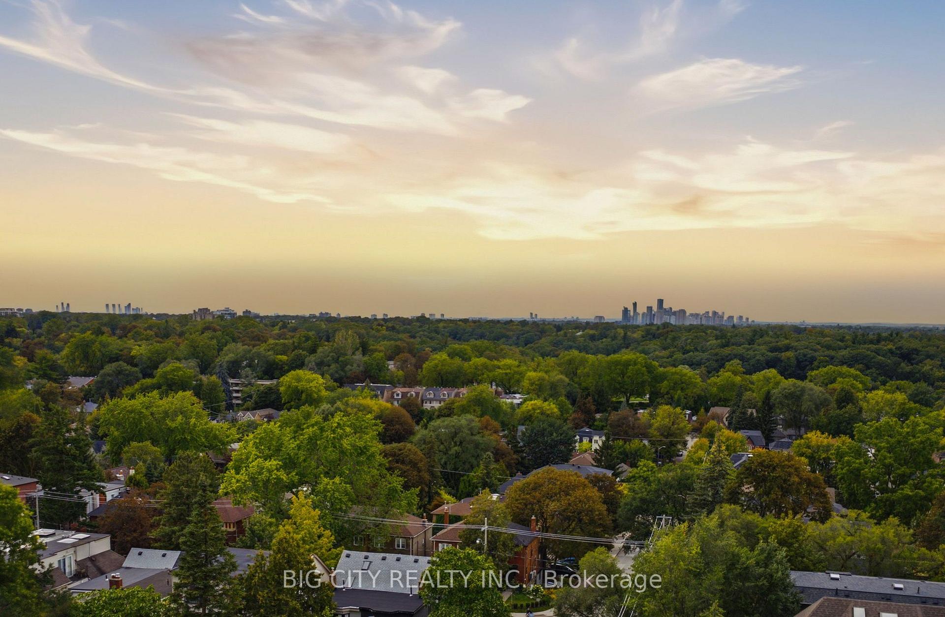 Photo 2 of Unit 1006, 1 Cardiff Road, Toronto, Mount Pleasant East — HOMEH