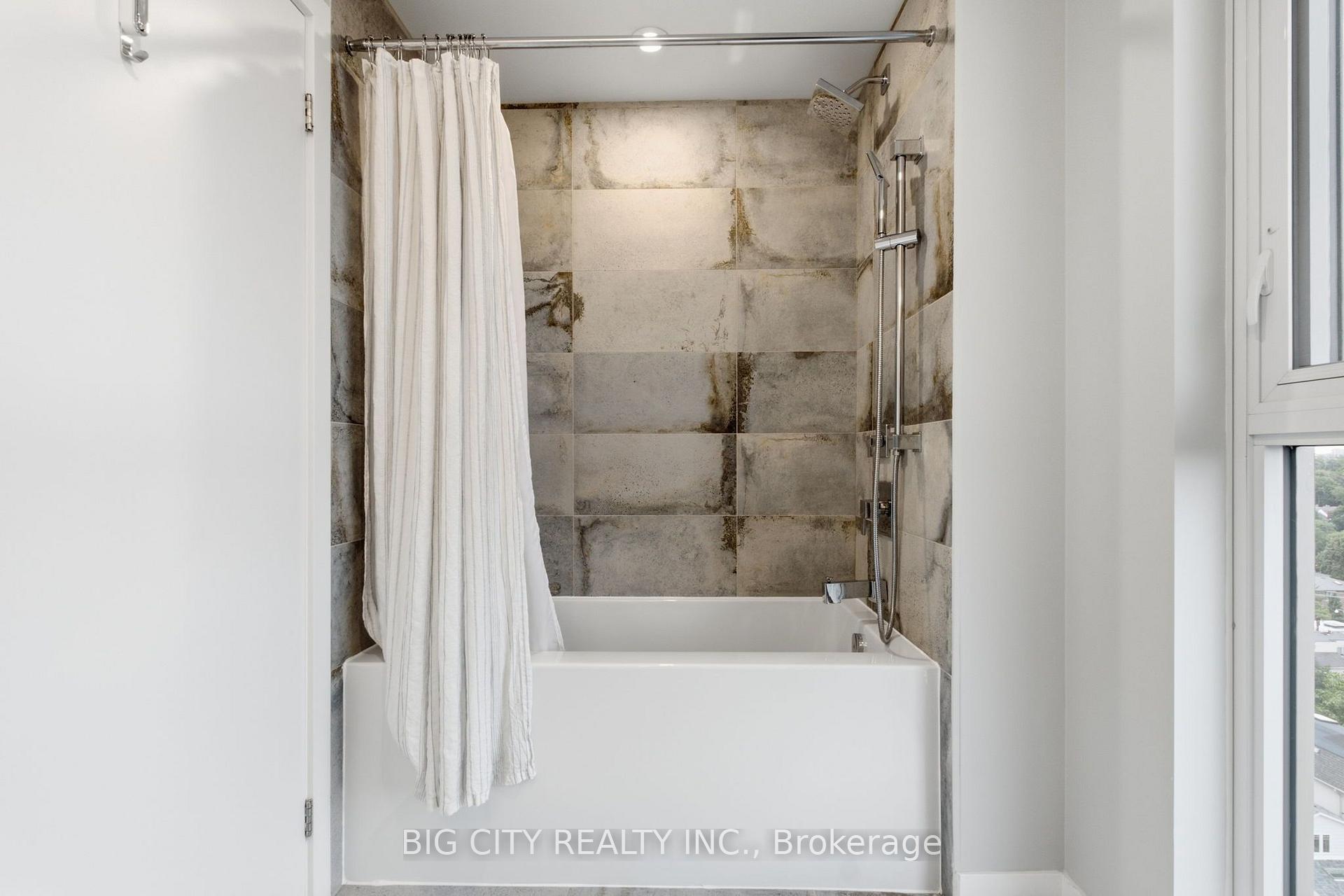 Photo 20 of Unit 1006, 1 Cardiff Road, Toronto, Mount Pleasant East — HOMEH