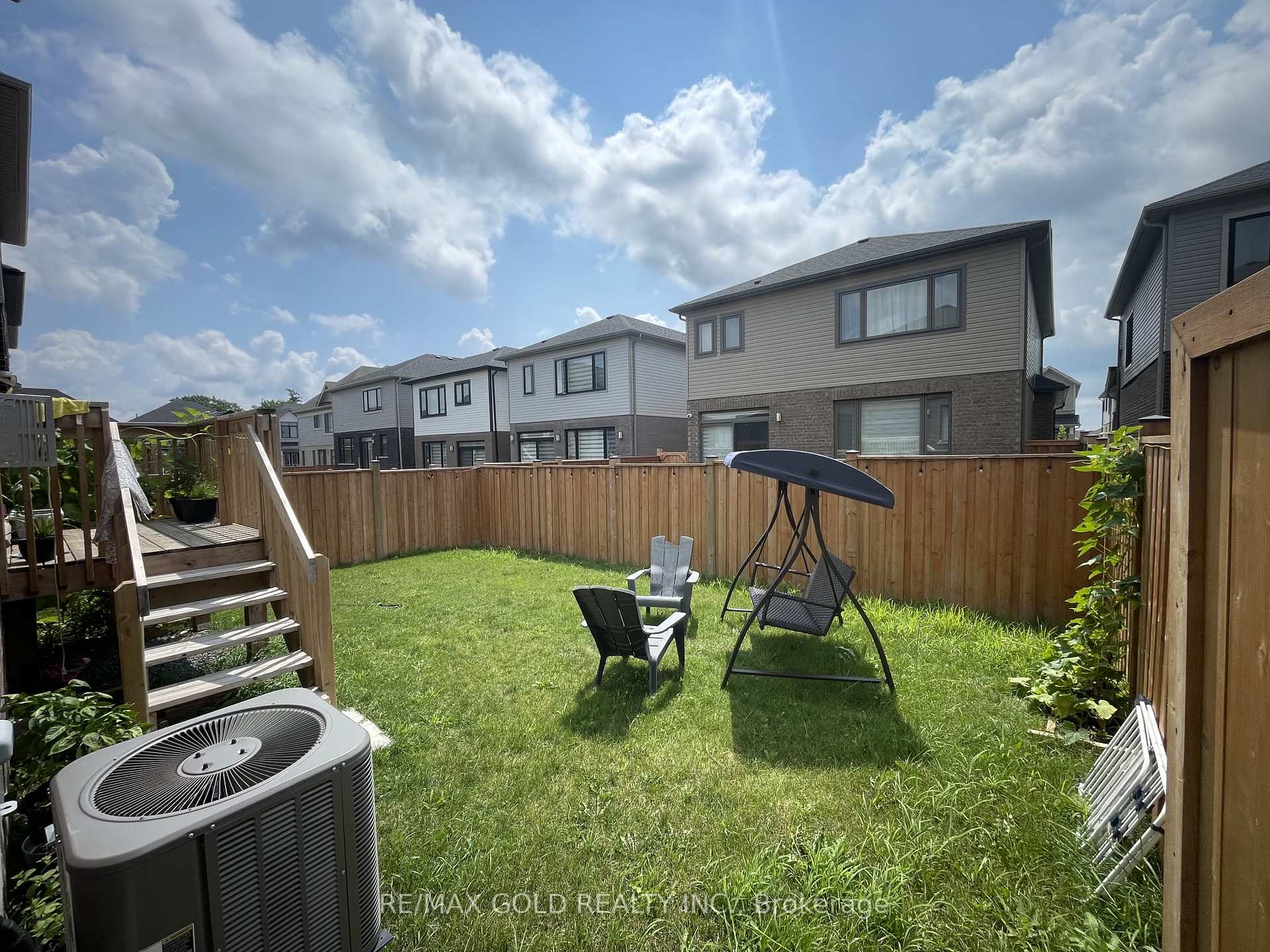 Photo 15 of 28 Weylie Street, Hamilton, Mount Hope — HOMEH