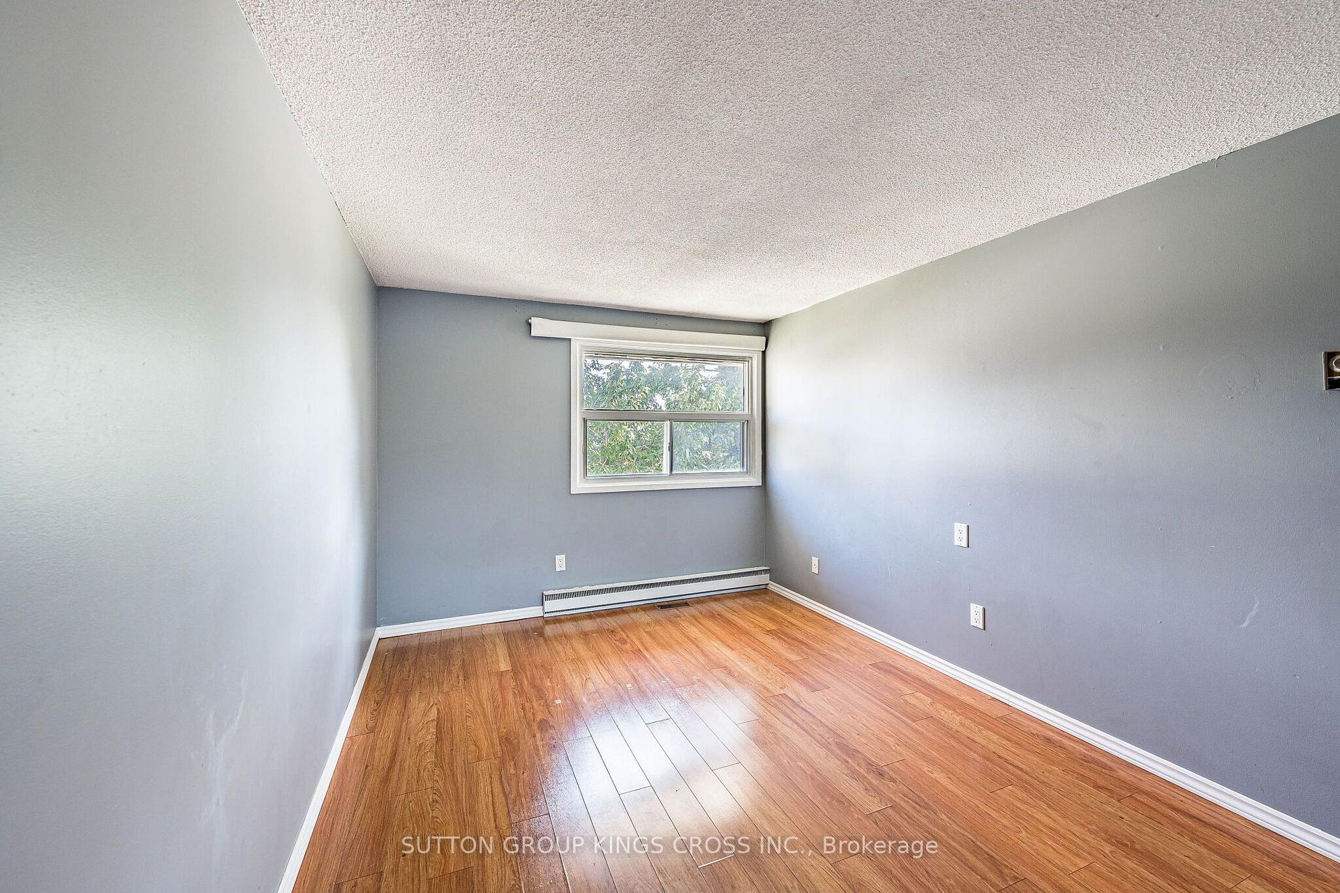 Photo 26 of 2 Hemlark Court, Brampton, Central Park — HOMEH