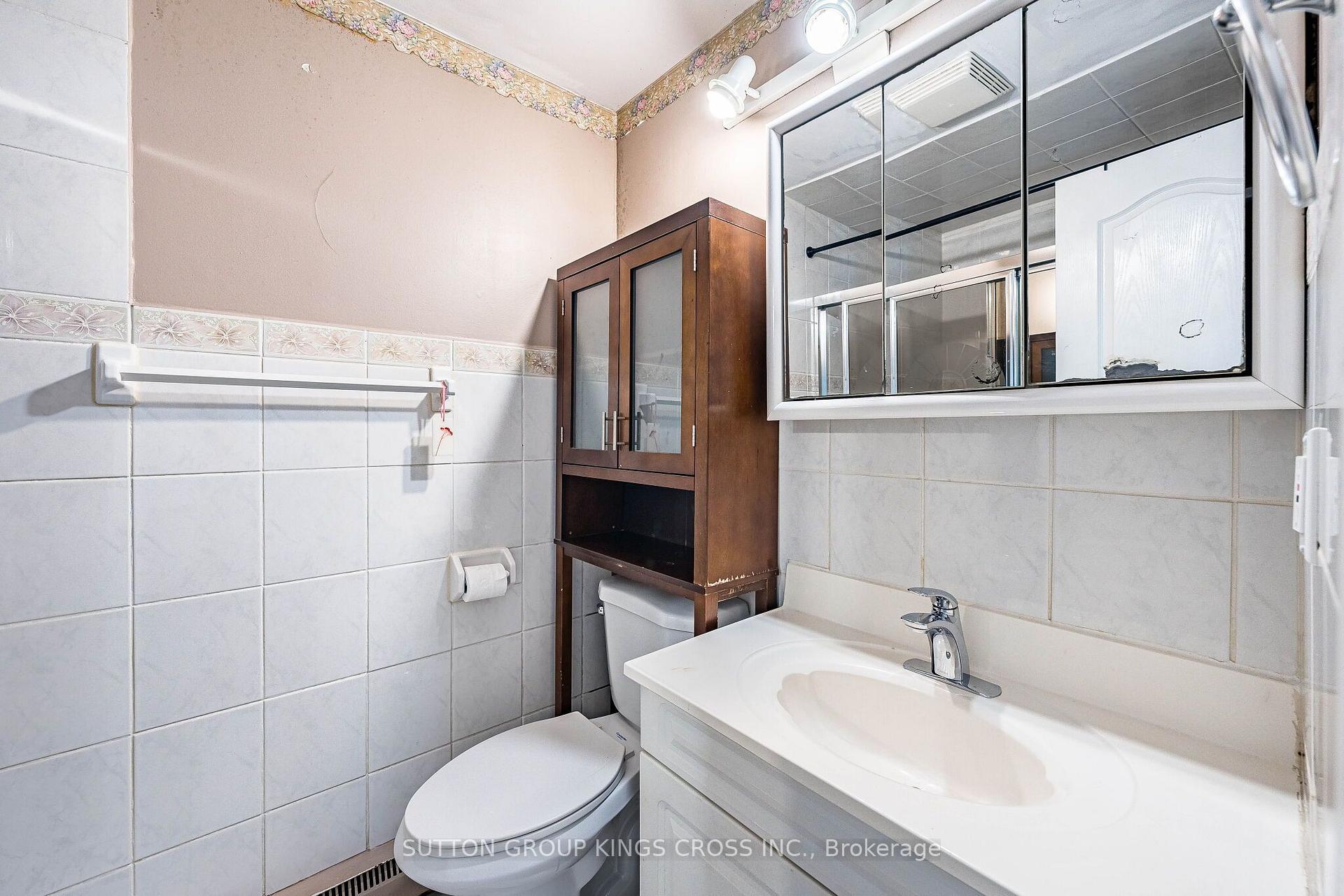 Photo 31 of 2 Hemlark Court, Brampton, Central Park — HOMEH