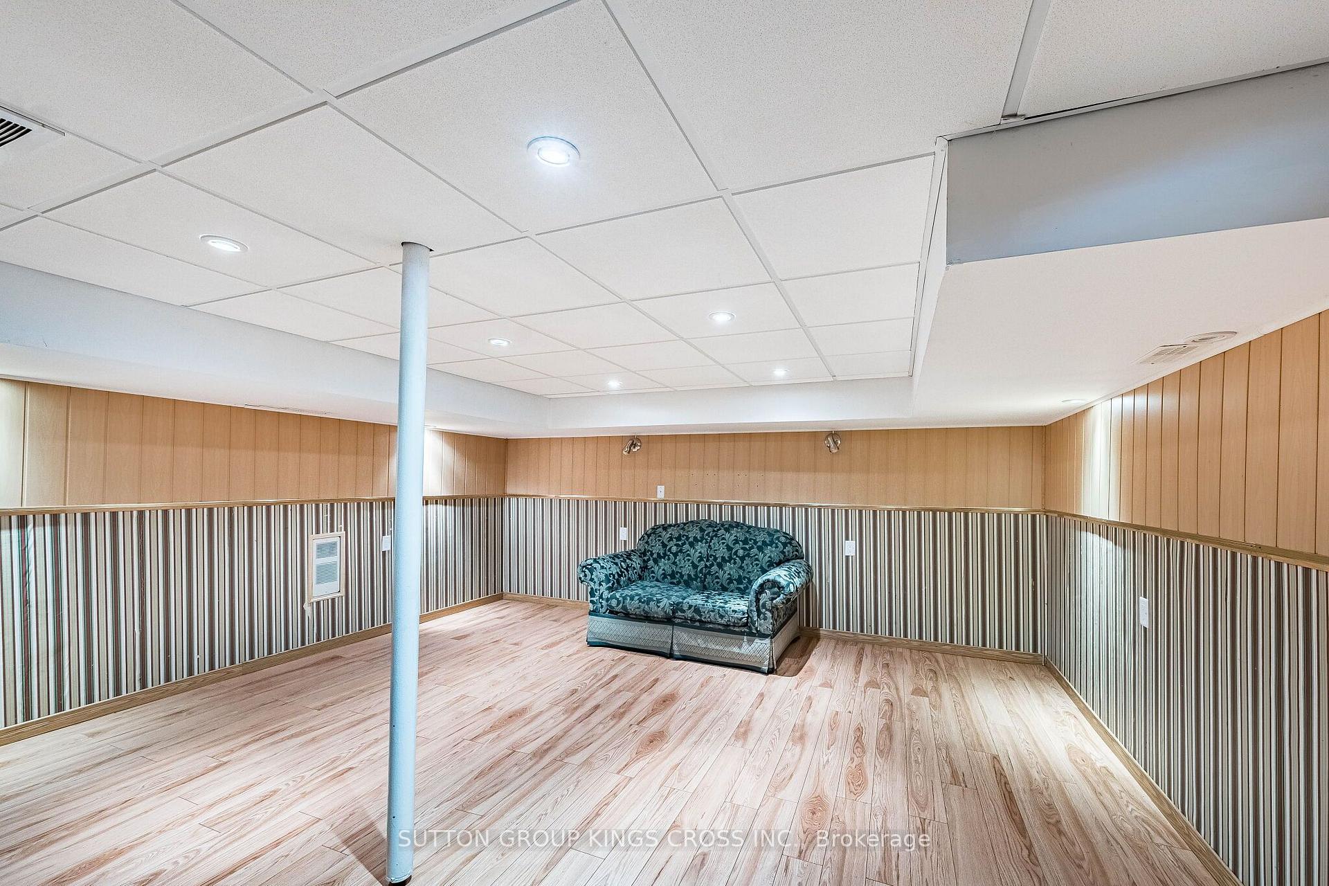 Photo 35 of 2 Hemlark Court, Brampton, Central Park — HOMEH