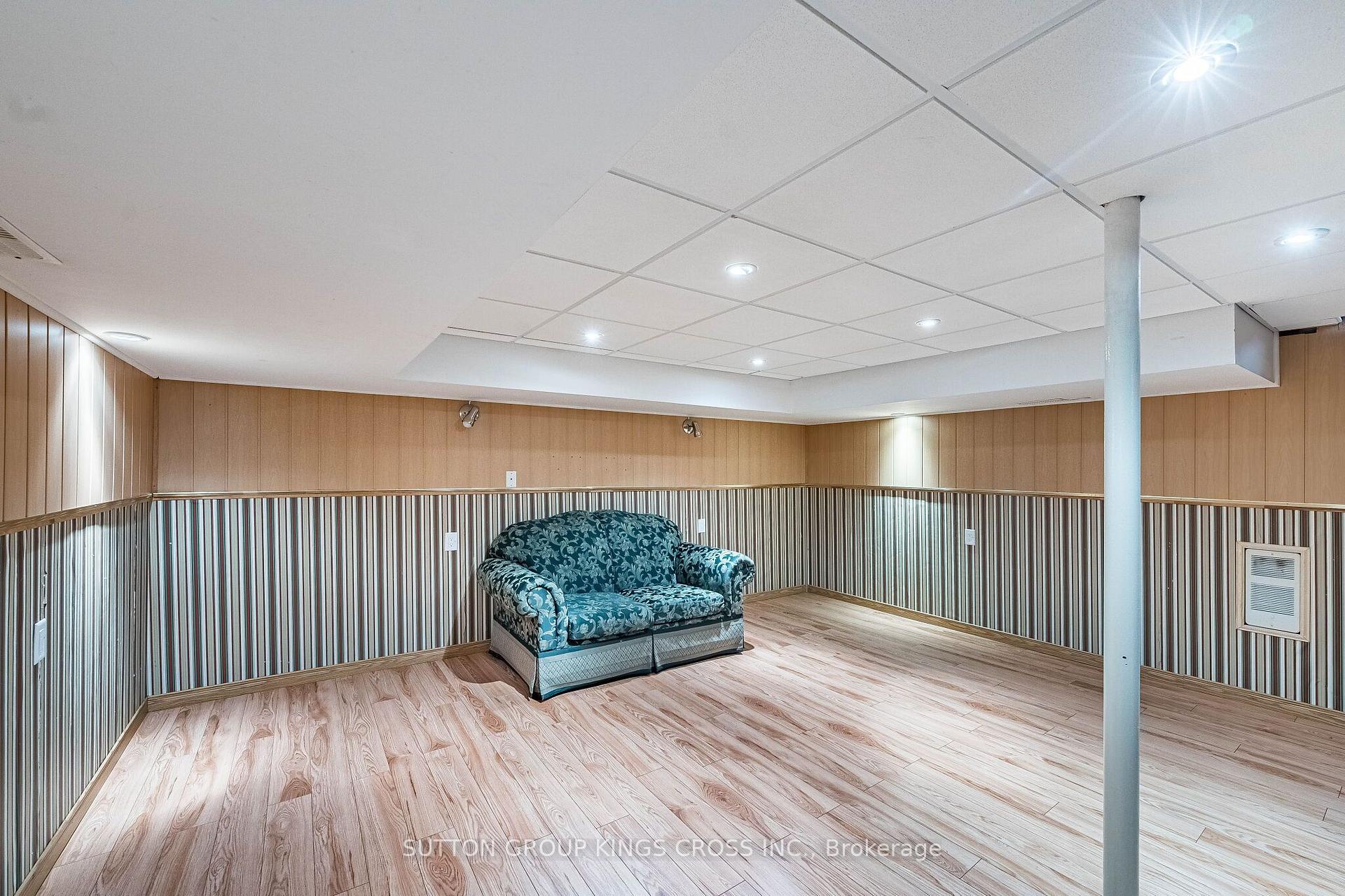 Photo 36 of 2 Hemlark Court, Brampton, Central Park — HOMEH
