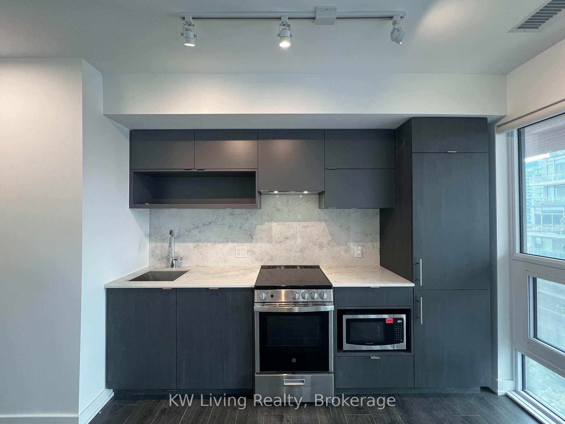 Photo 4 of Unit 1009, 100 Queen Street E, Toronto, Church-Yonge Corridor — HOMEH