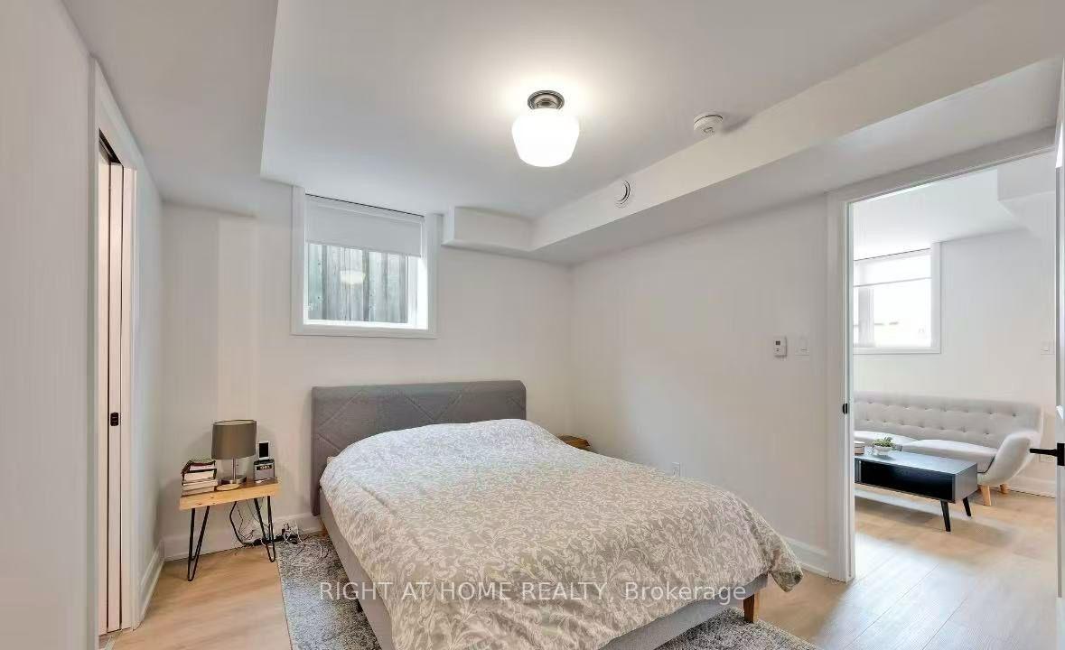 Photo 7 of Unit #2, 1316 Dochester Ave, Ottawa, Carlington — HOMEH