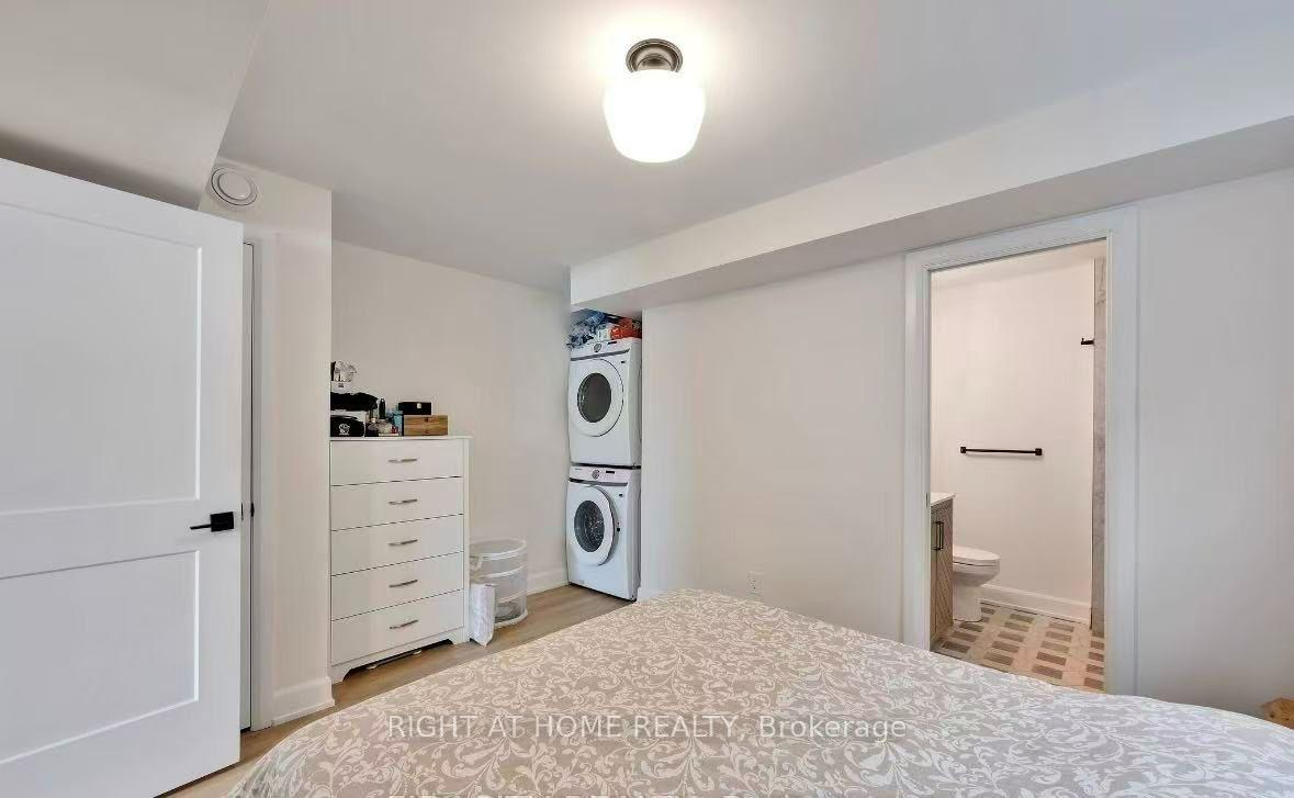 Photo 8 of Unit #2, 1316 Dochester Ave, Ottawa, Carlington — HOMEH