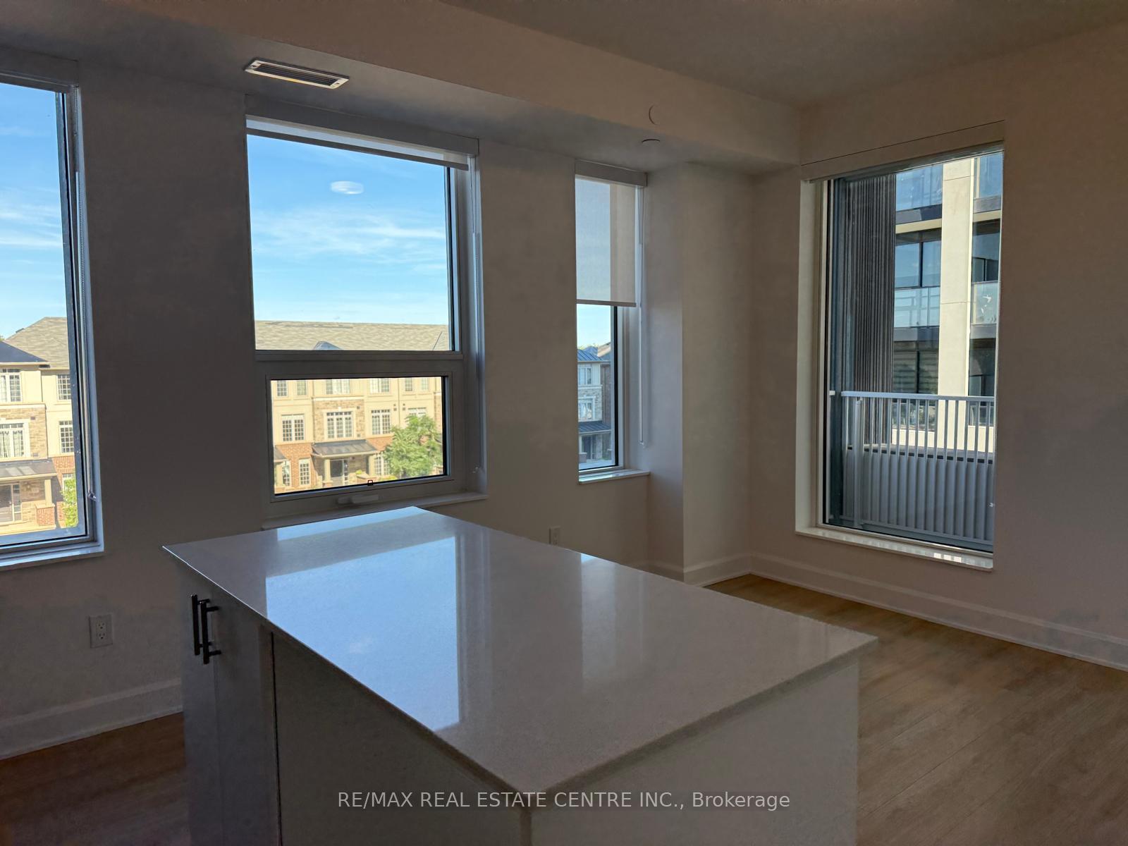 Photo 13 of Unit 310, 3240 William Coltson Avenue, Oakville, Joshua Meadows — HOMEH