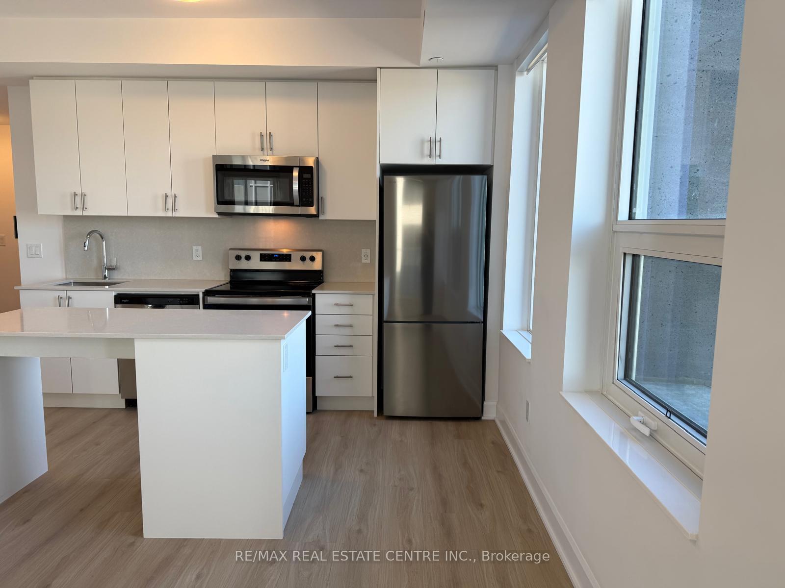 Photo 15 of Unit 310, 3240 William Coltson Avenue, Oakville, Joshua Meadows — HOMEH