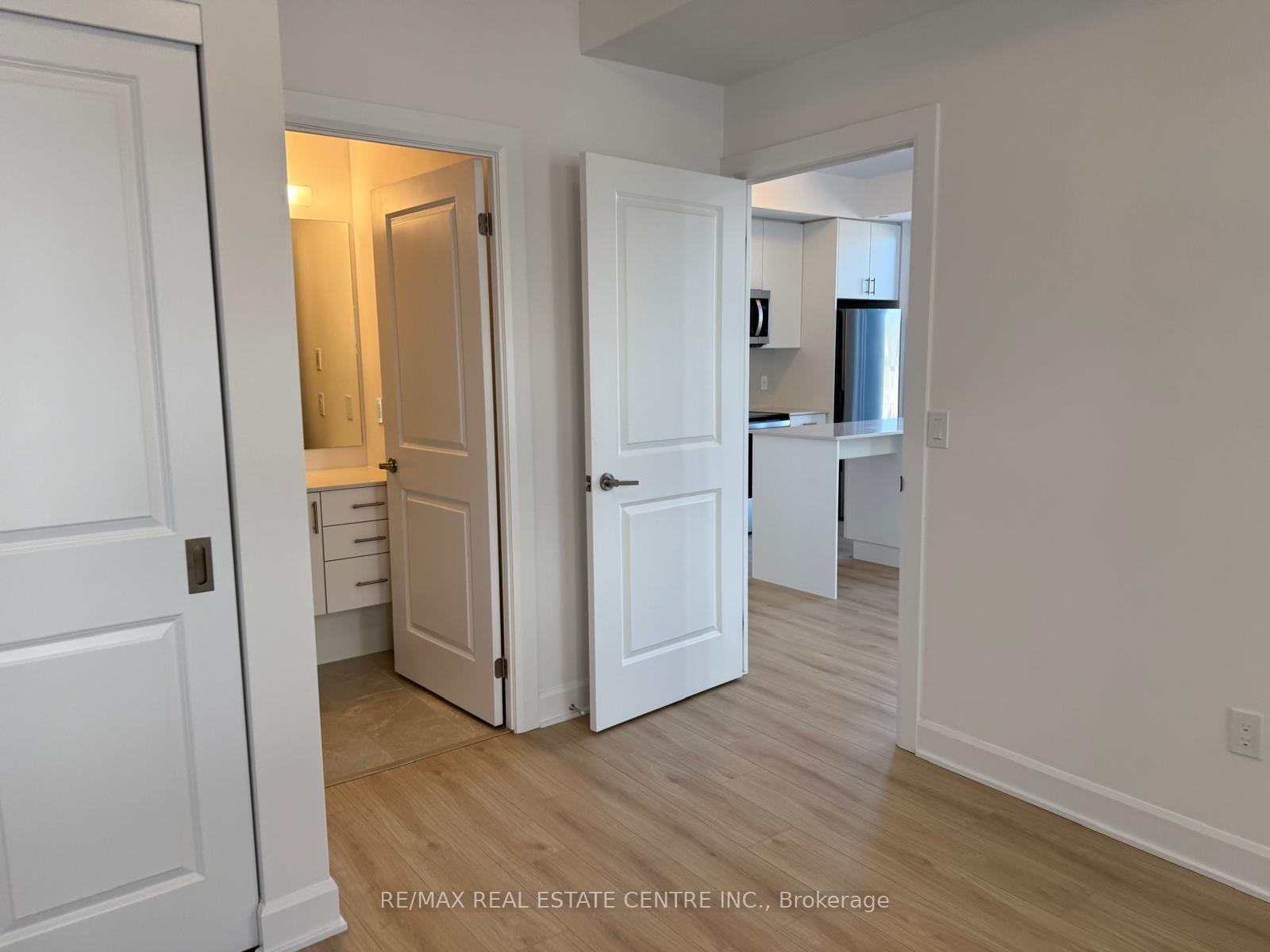 Photo 22 of Unit 310, 3240 William Coltson Avenue, Oakville, Joshua Meadows — HOMEH