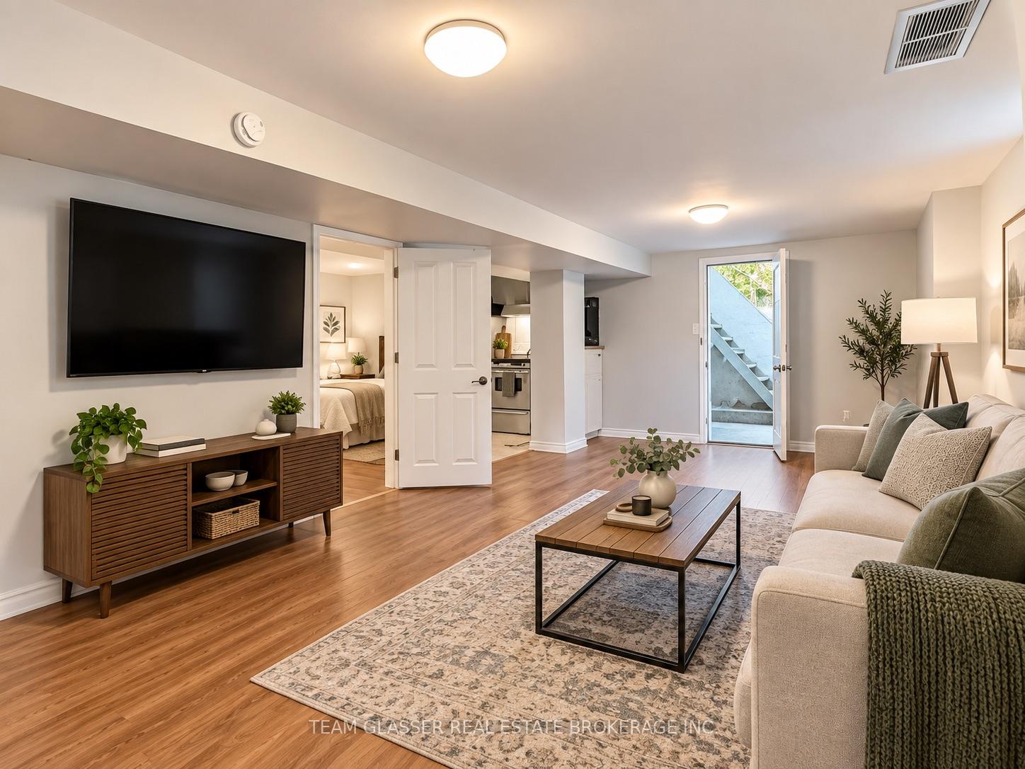 Photo 4 of Unit Lower, 884 Trafalgar Street, London, East L — HOMEH