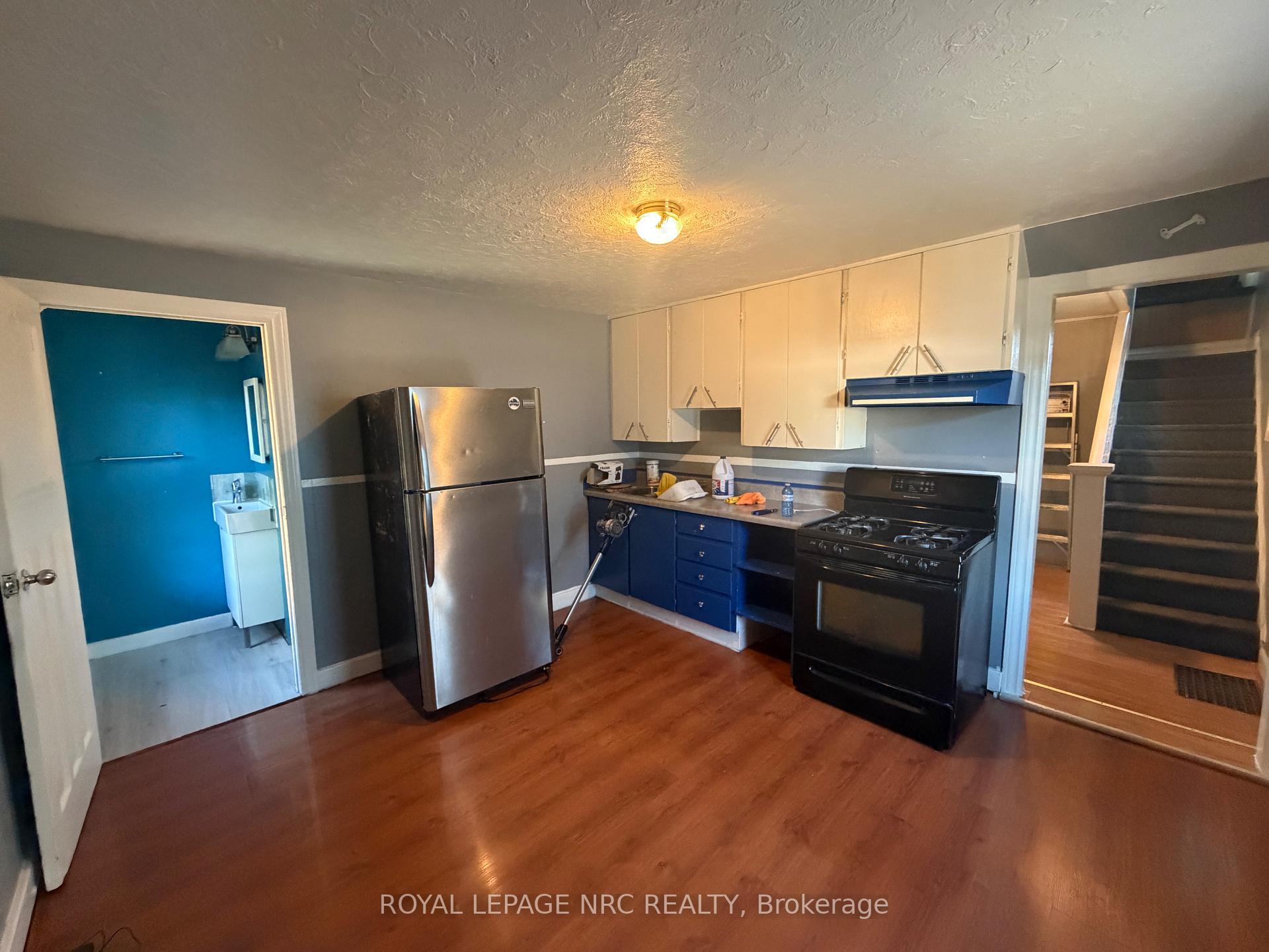 Photo 11 of 37 Wright Street, Welland, Lincoln/Crowland — HOMEH