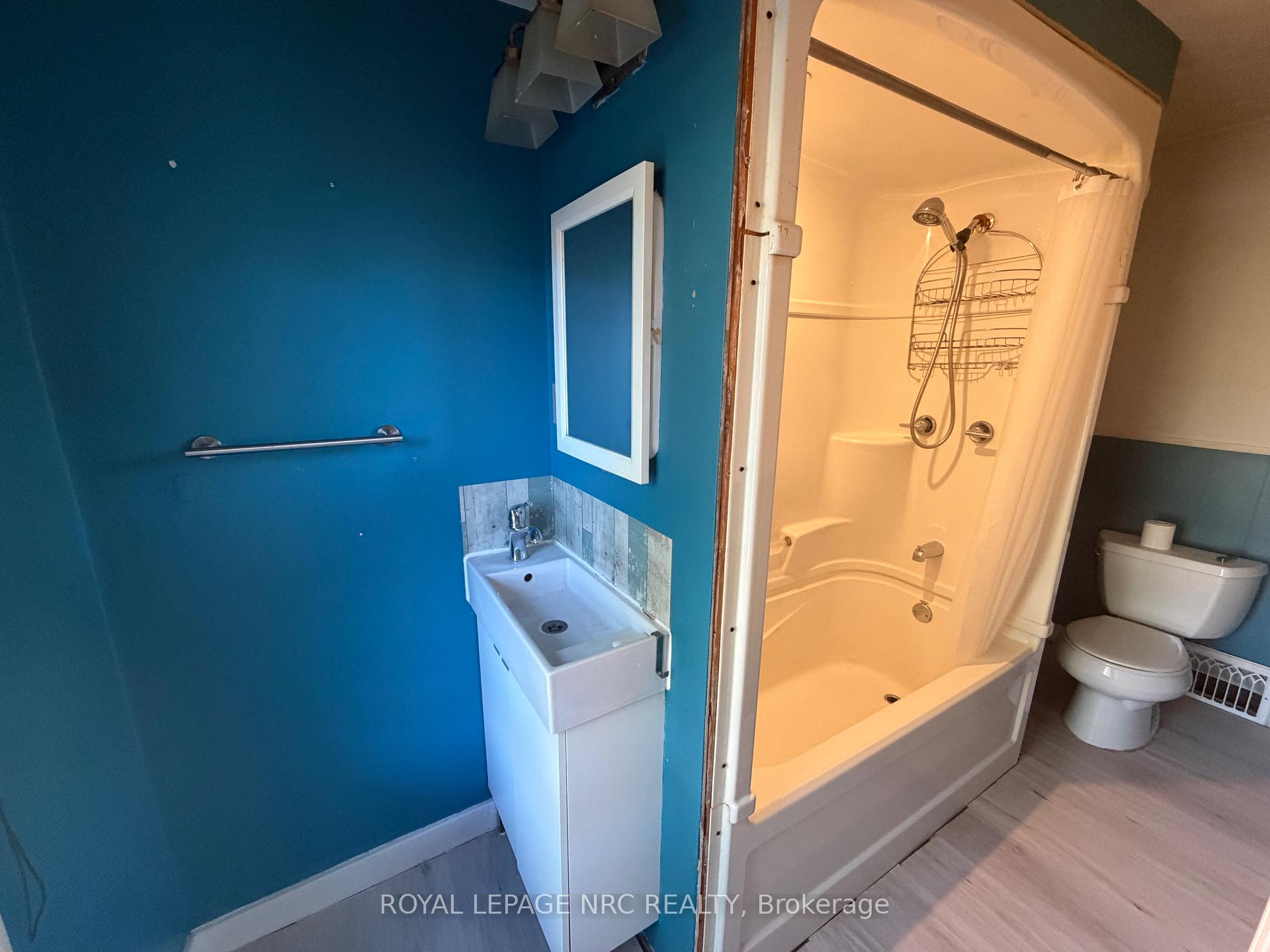 Photo 12 of 37 Wright Street, Welland, Lincoln/Crowland — HOMEH