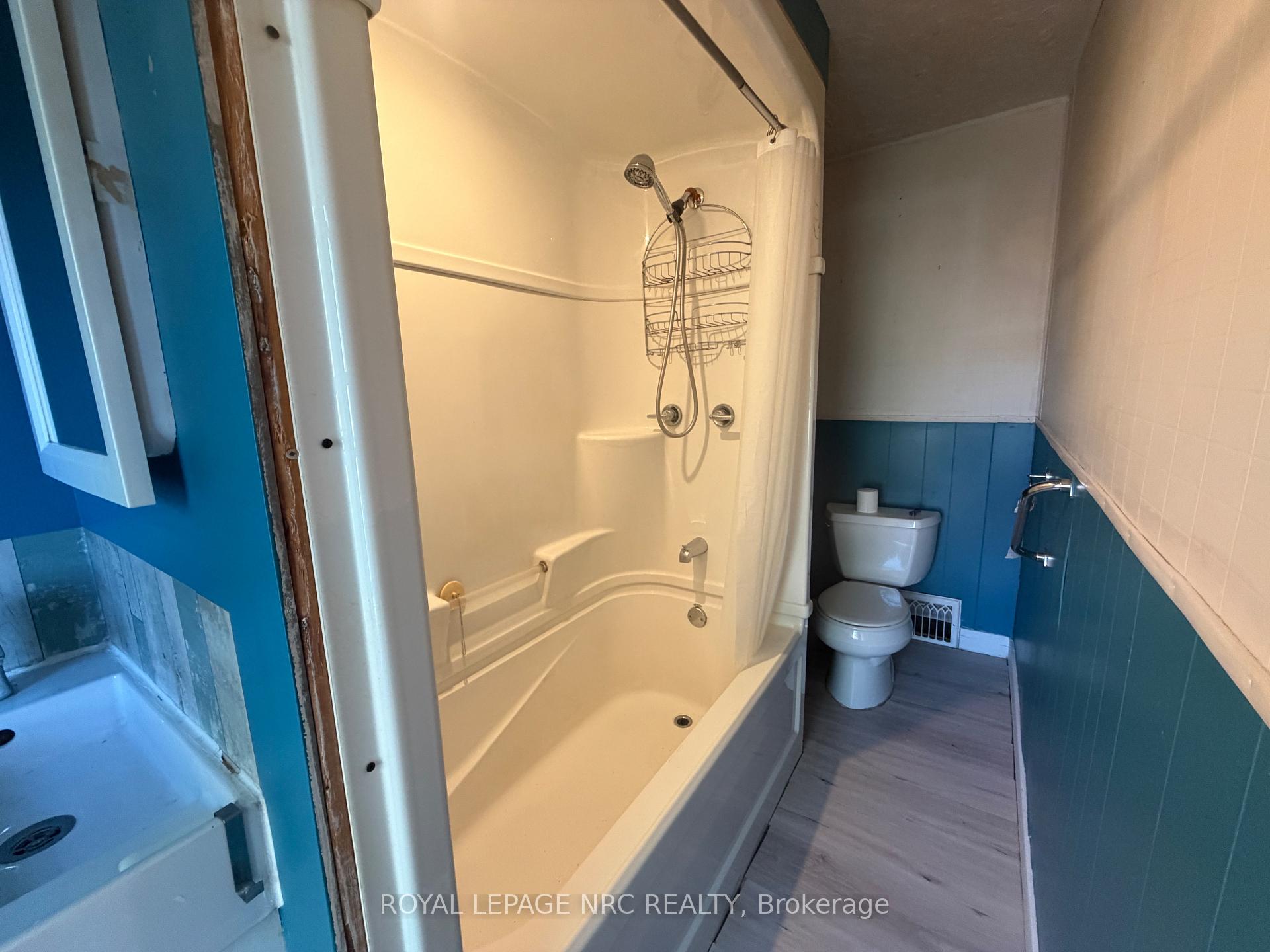 Photo 13 of 37 Wright Street, Welland, Lincoln/Crowland — HOMEH