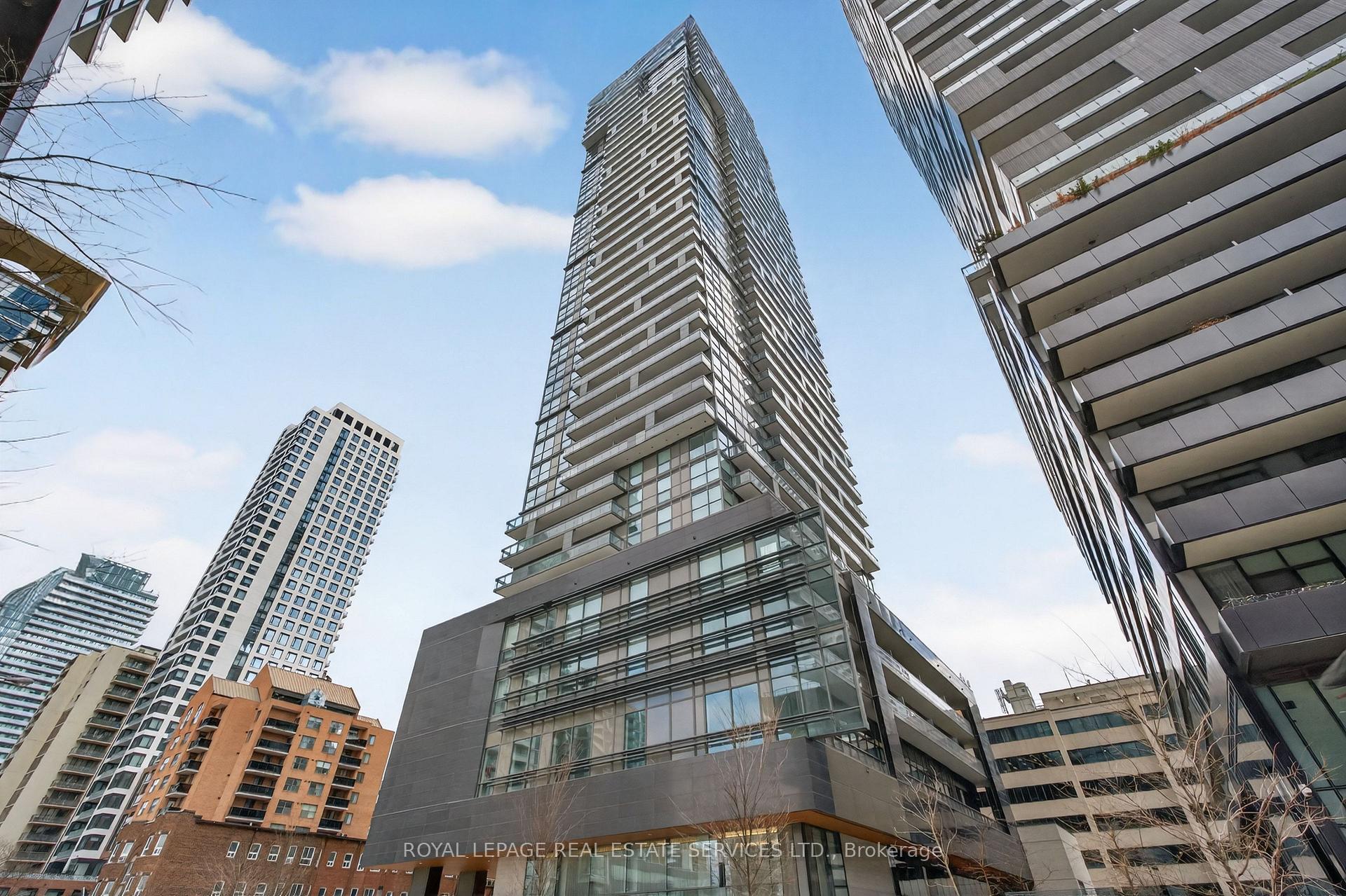 Photo 1 of Unit 1506, 39 Roehampton Avenue, Toronto, Mount Pleasant West — HOMEH