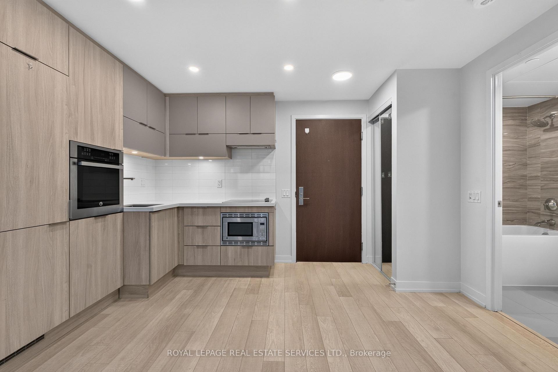Photo 10 of Unit 1506, 39 Roehampton Avenue, Toronto, Mount Pleasant West — HOMEH