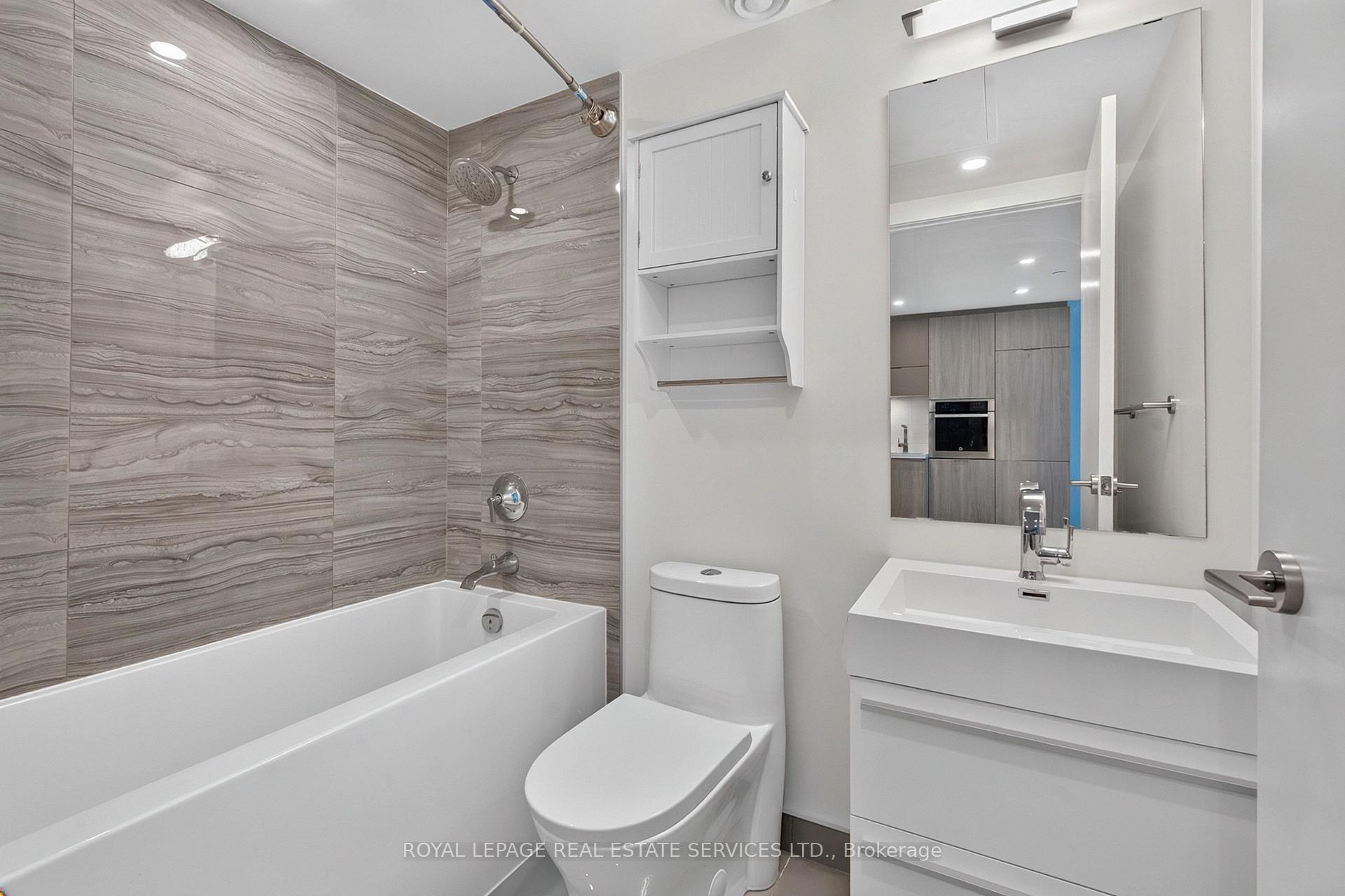 Photo 17 of Unit 1506, 39 Roehampton Avenue, Toronto, Mount Pleasant West — HOMEH