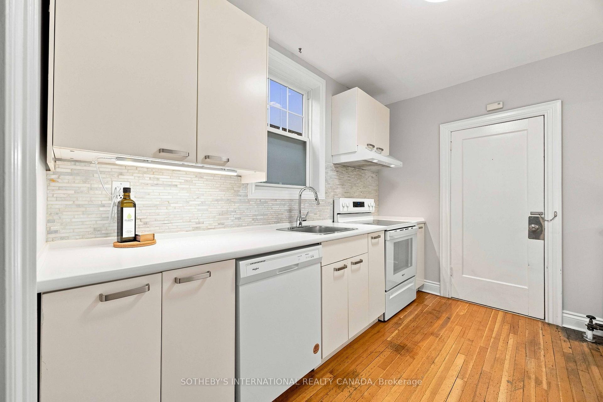 Photo 19 of Unit Upper, 14 Kilbarry Road, Toronto, Yonge-St. Clair — HOMEH