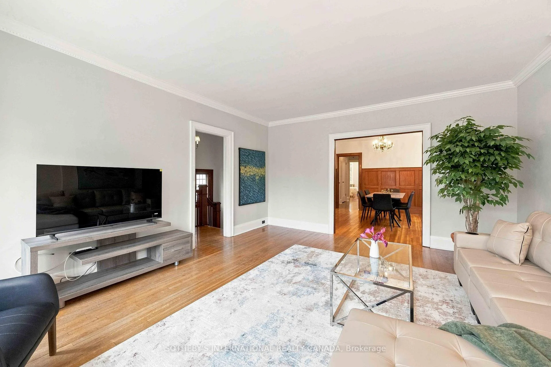 Photo 14 of Unit Upper, 14 Kilbarry Road, Toronto, Yonge-St. Clair — HOMEH