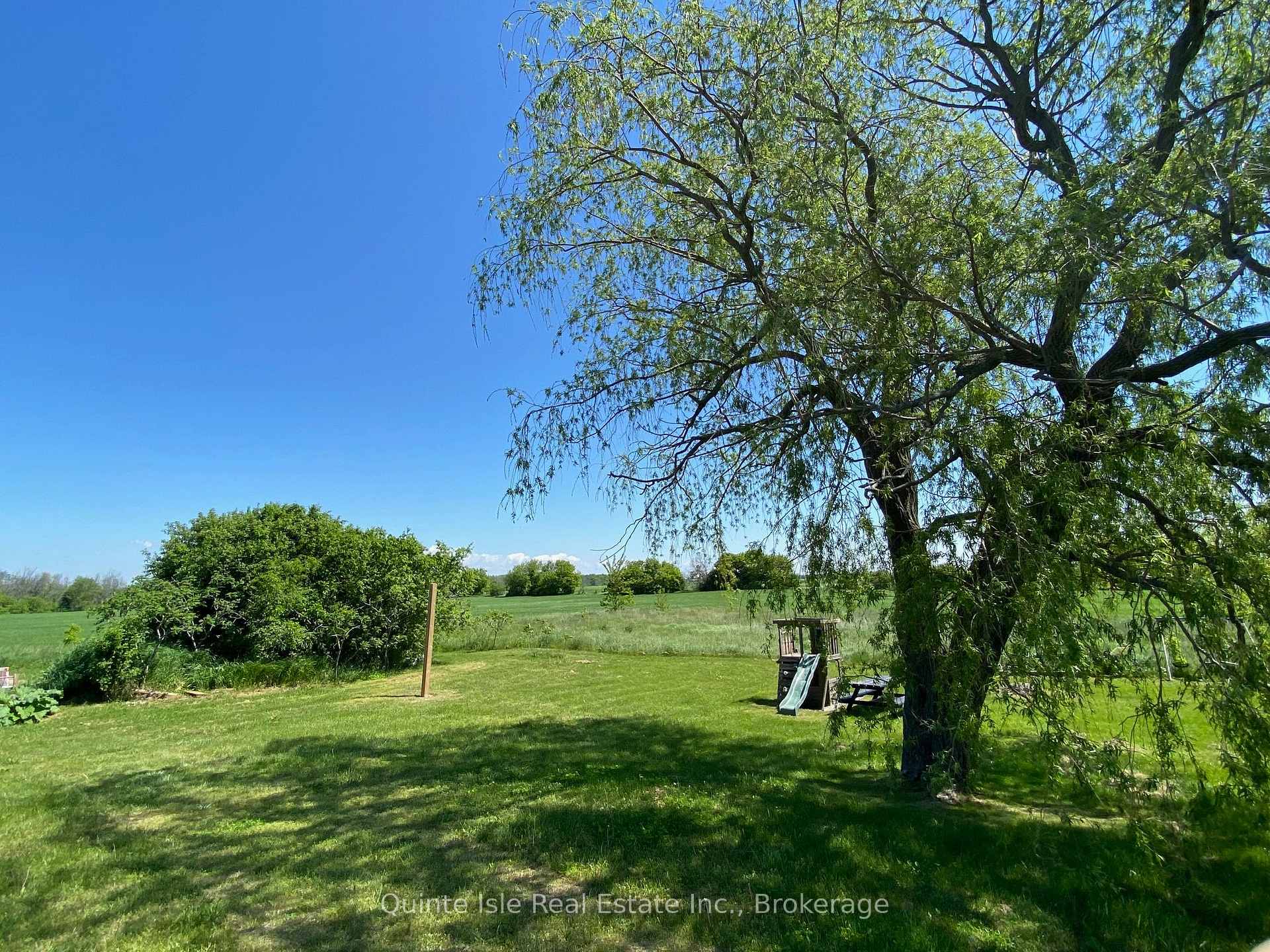 Photo 4 of 1756 Danforth Road, Prince Edward County, Hillier — HOMEH
