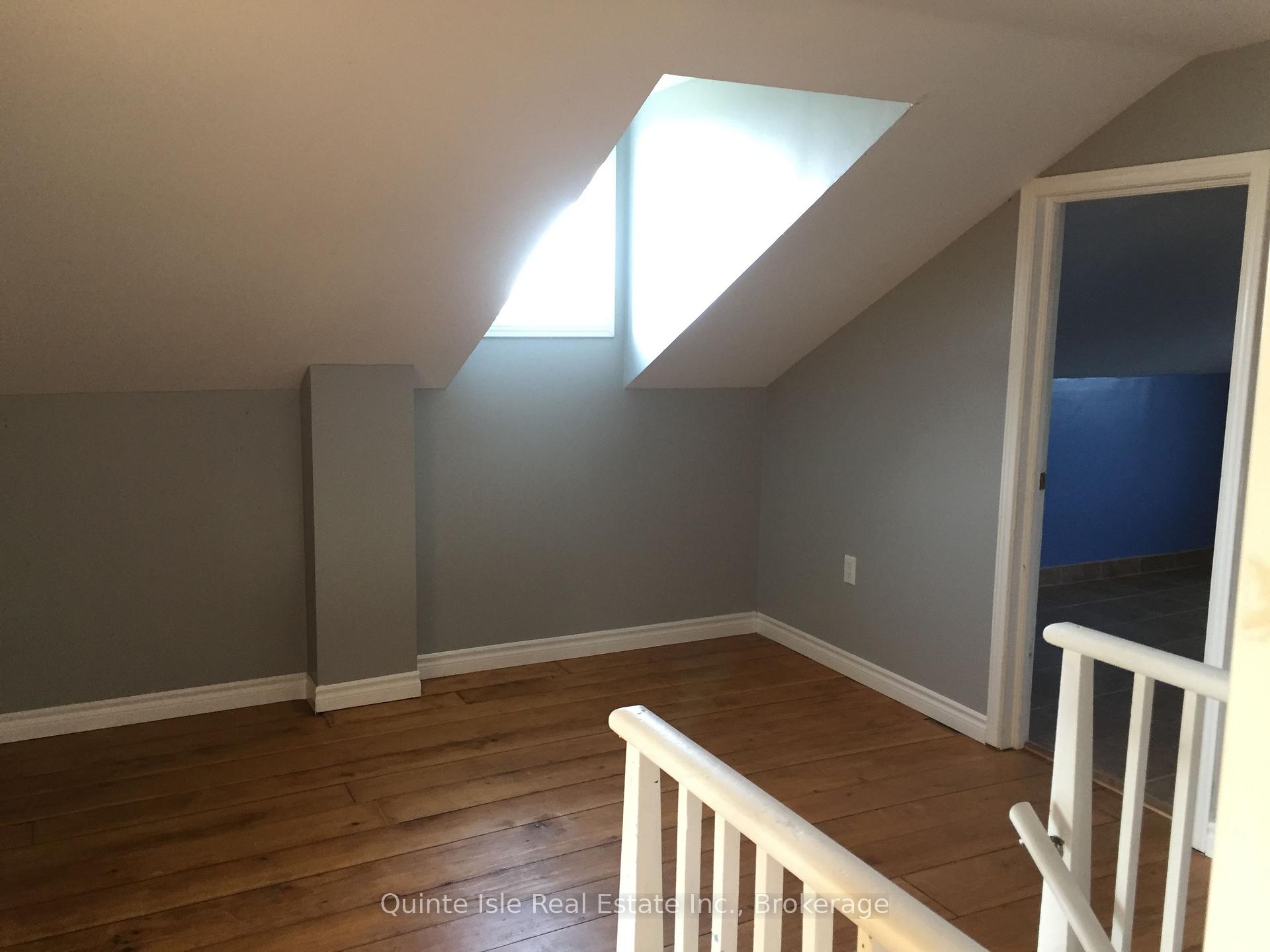 Photo 10 of 1756 Danforth Road, Prince Edward County, Hillier — HOMEH