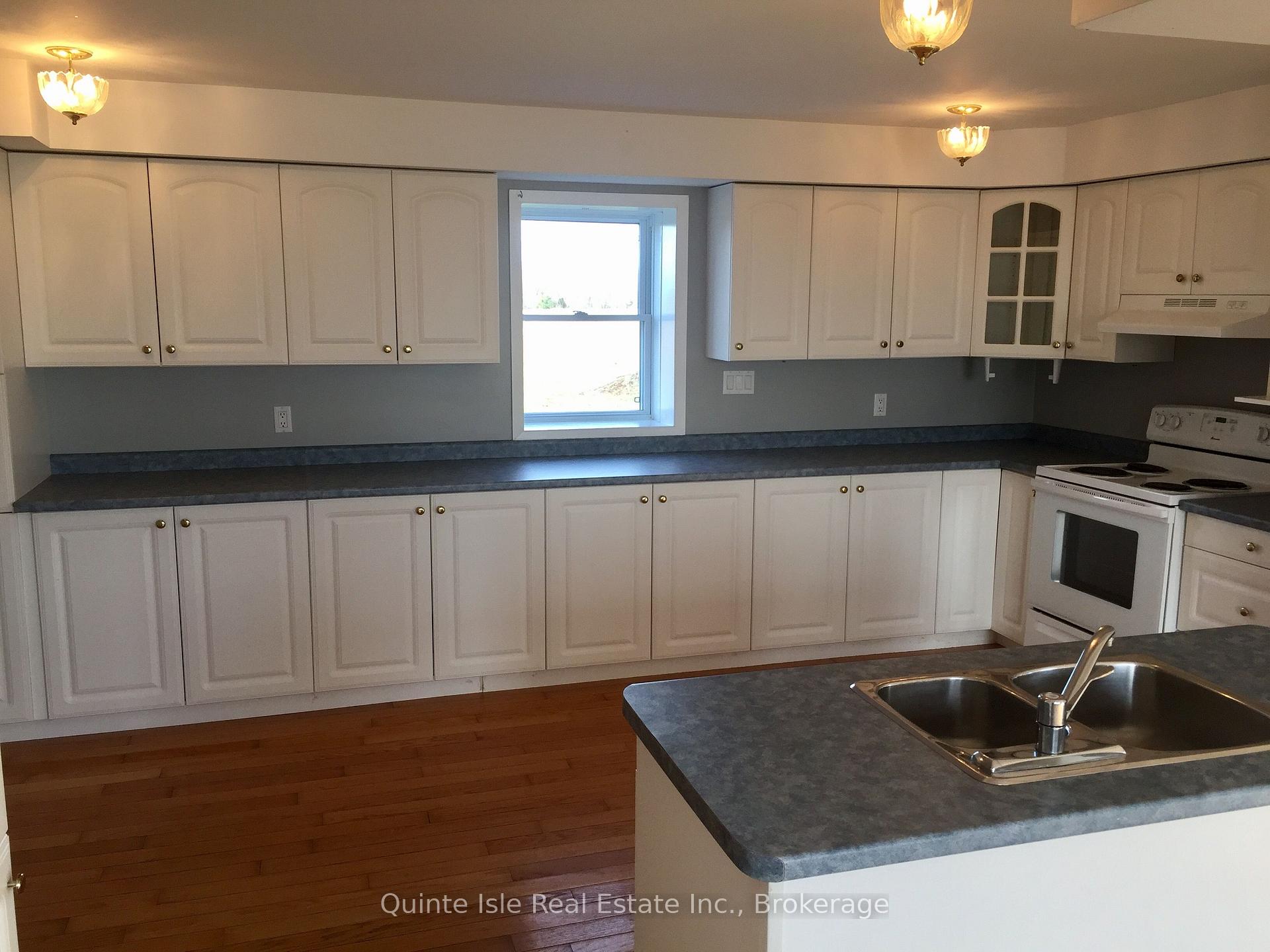 Photo 11 of 1756 Danforth Road, Prince Edward County, Hillier — HOMEH