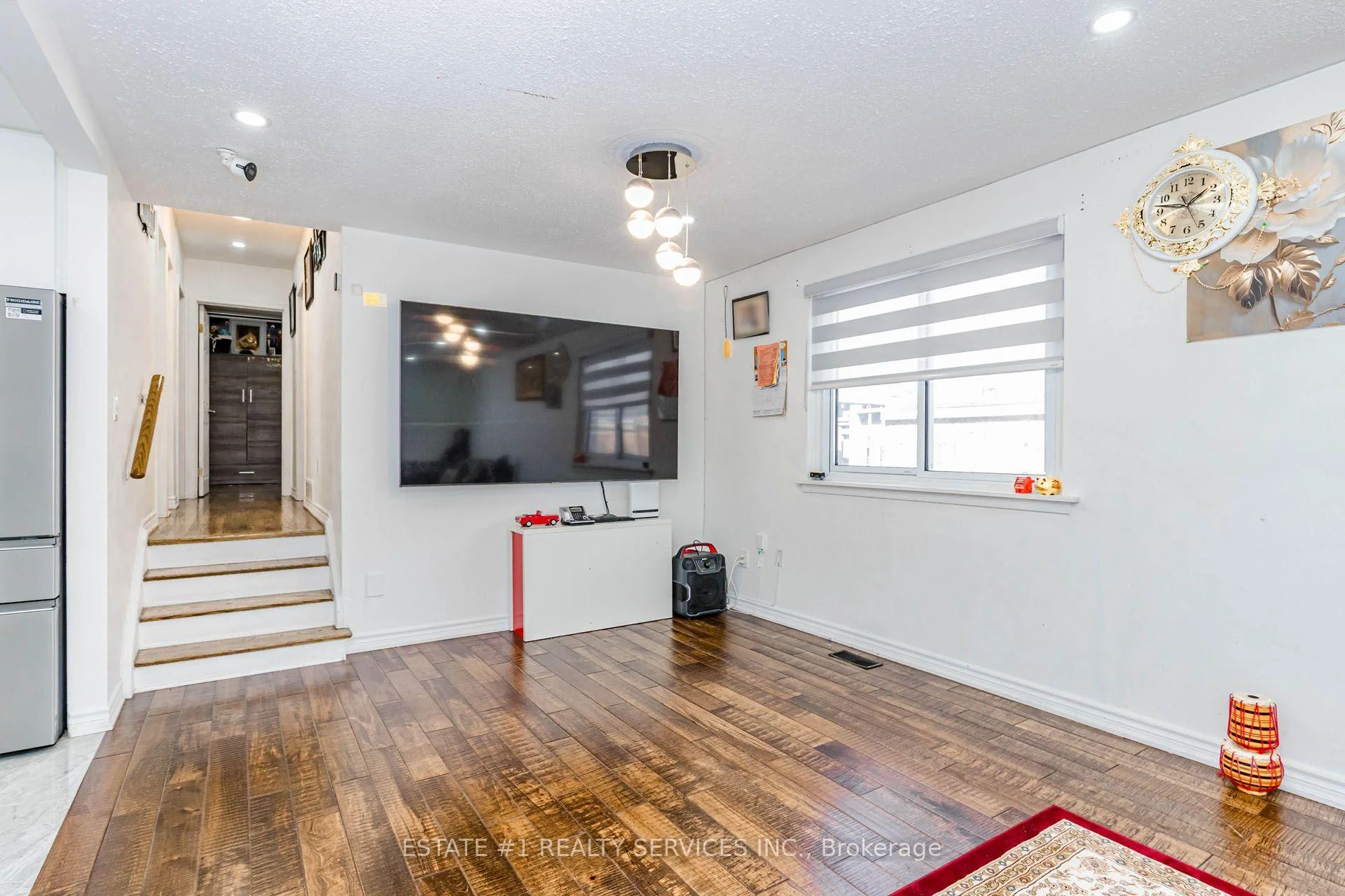 Photo 17 of 80 Addington Crescent, Brampton, Avondale — HOMEH