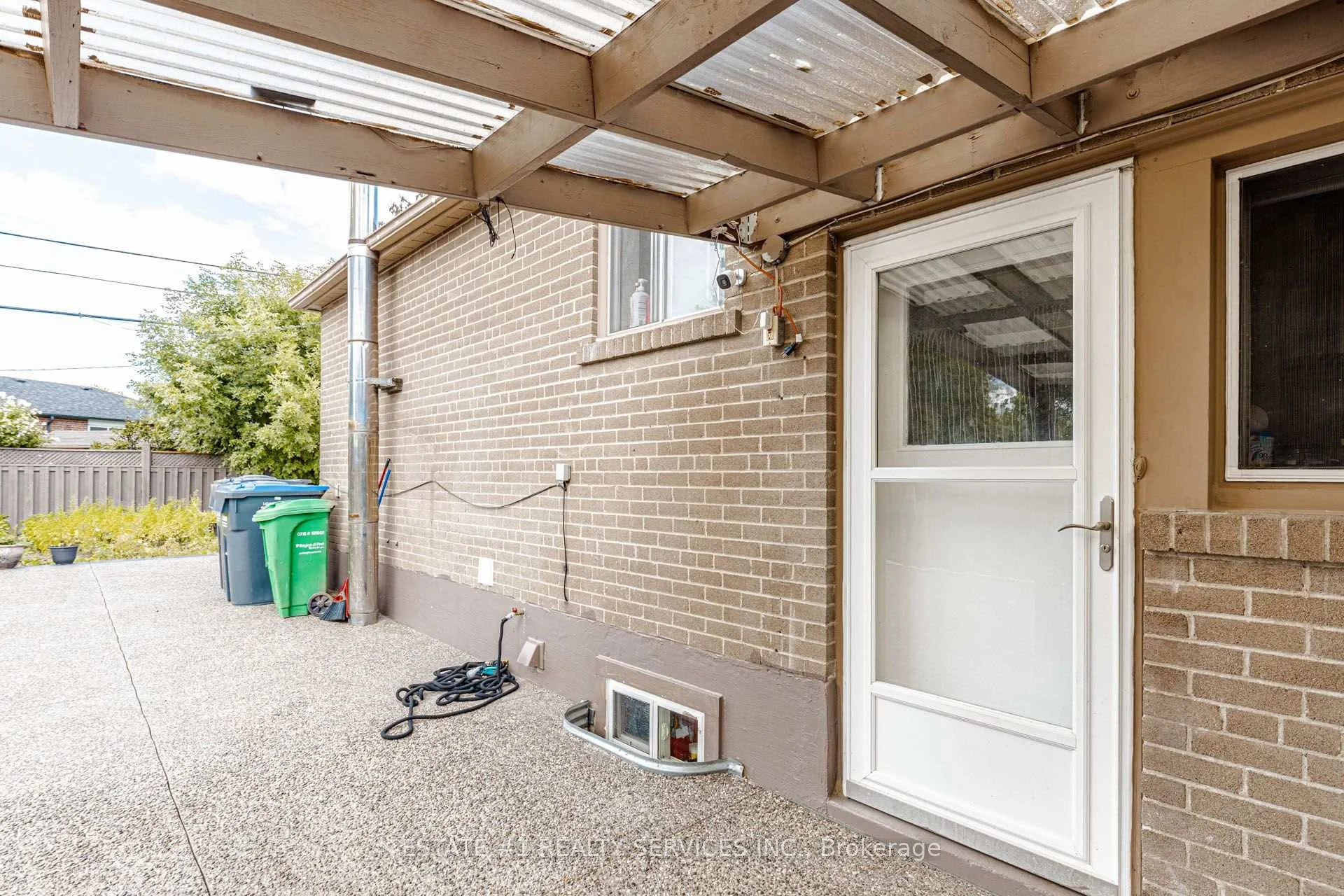Photo 39 of 80 Addington Crescent, Brampton, Avondale — HOMEH