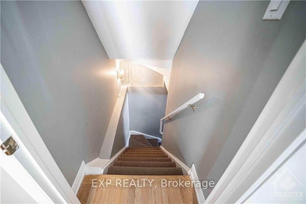 Photo 18 of 40 Alameda Way, Ottawa, Barrhaven - Longfields — HOMEH