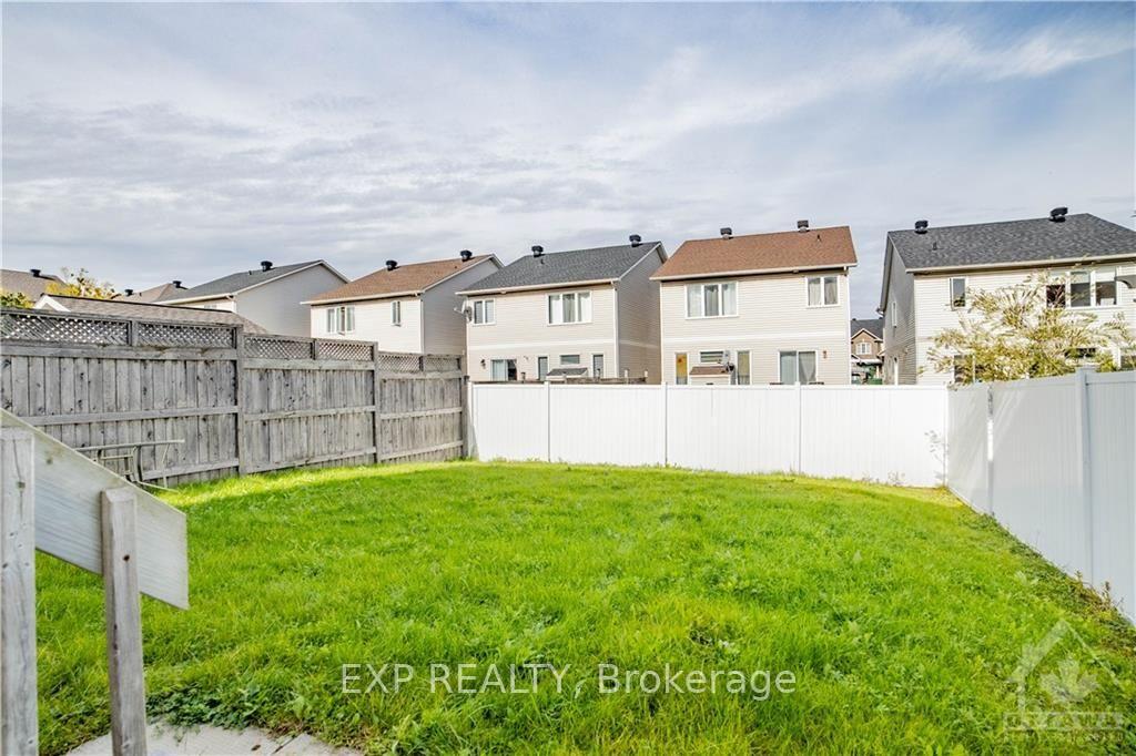 Photo 24 of 40 Alameda Way, Ottawa, Barrhaven - Longfields — HOMEH