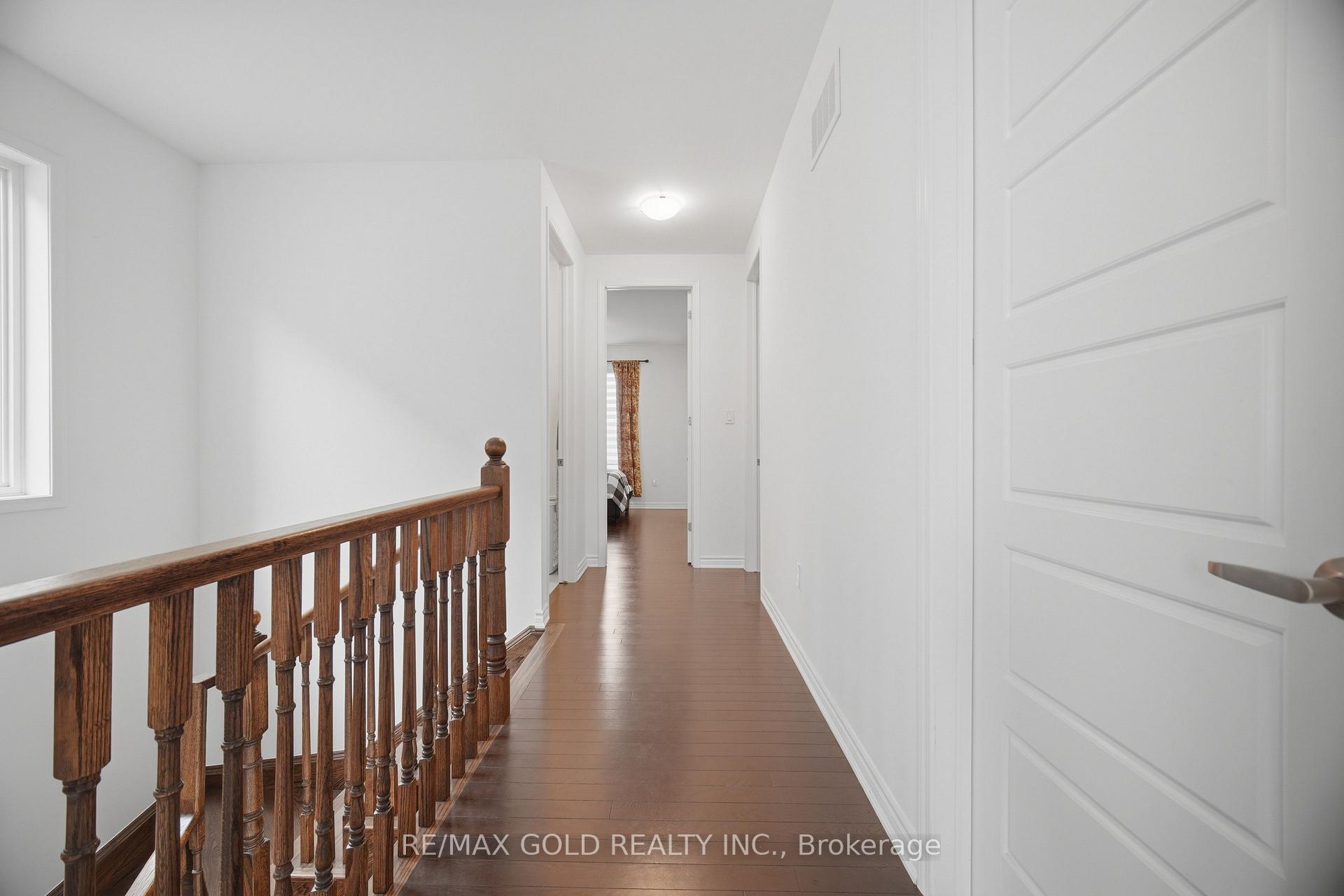 Photo 26 of 526 Kennedy Circle W, Milton, Cobban — HOMEH
