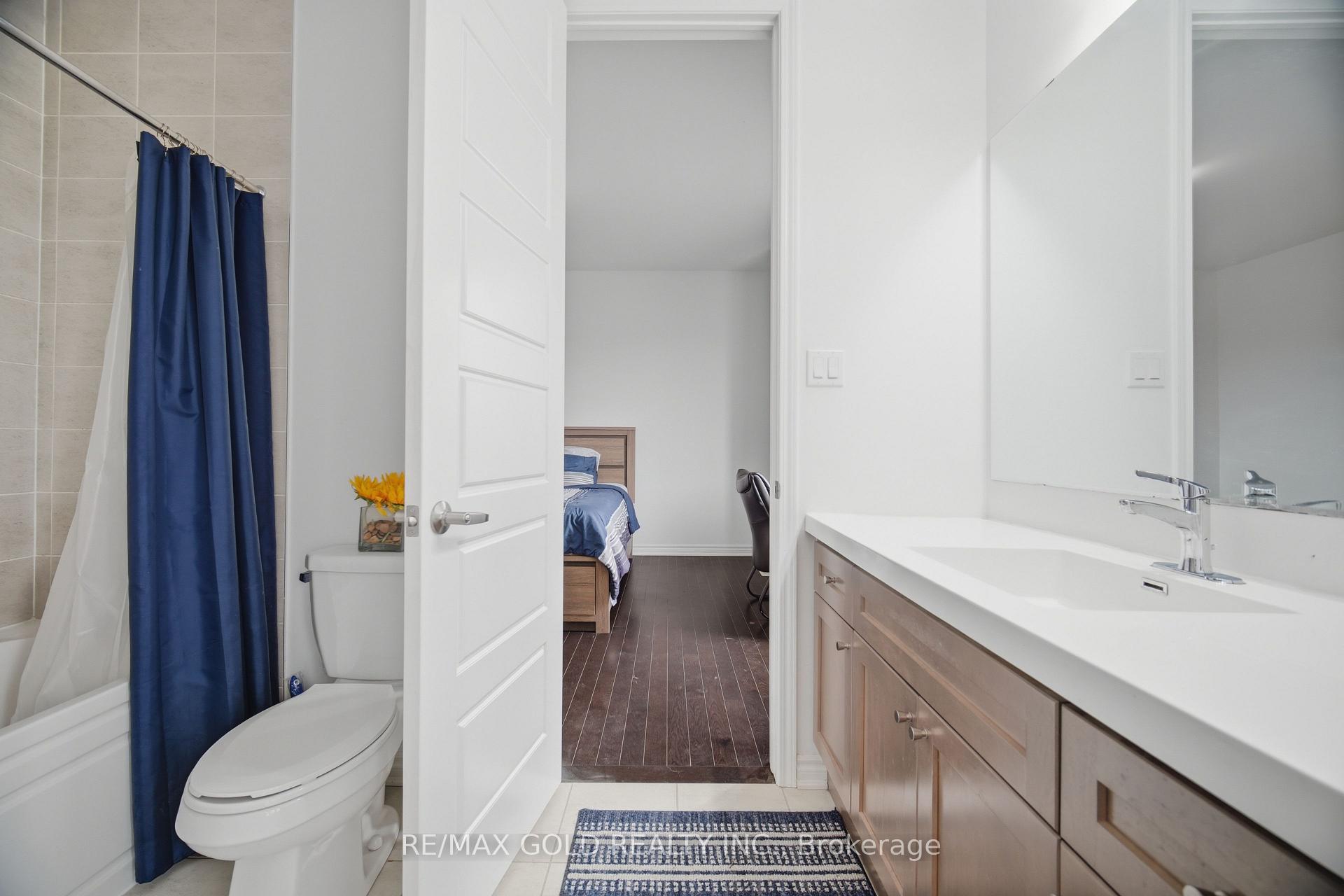Photo 37 of 526 Kennedy Circle W, Milton, Cobban — HOMEH