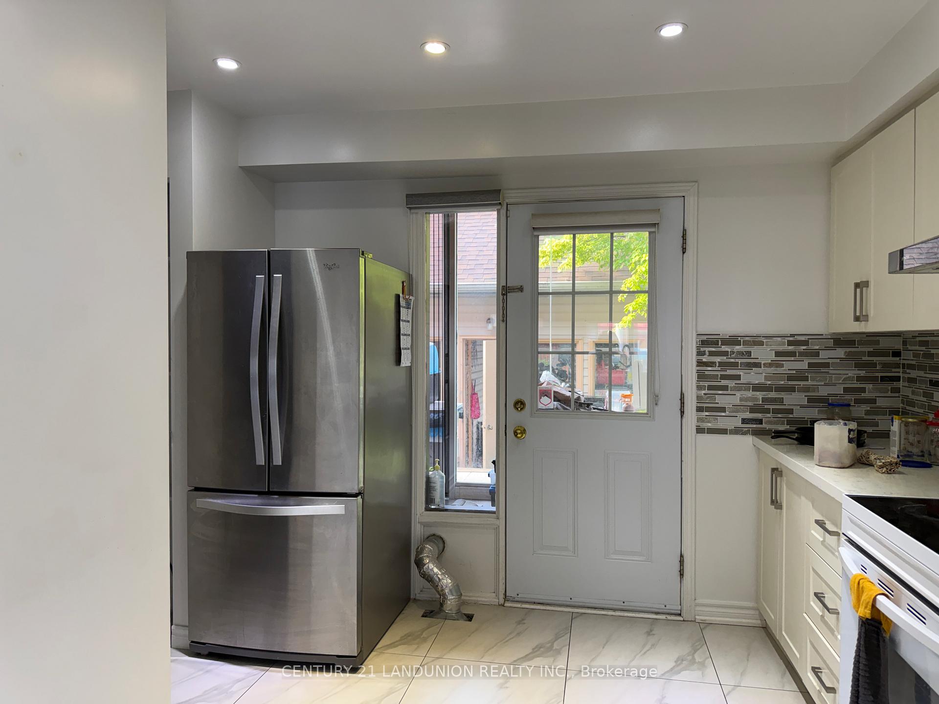 Photo 4 of 9544 Sheppard Avenue E, Scarborough, Rouge — HOMEH