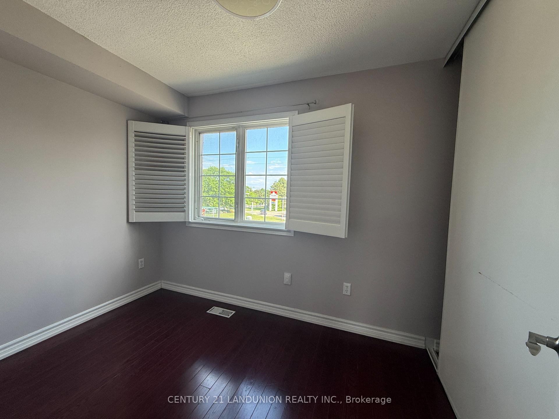 Photo 9 of 9544 Sheppard Avenue E, Scarborough, Rouge — HOMEH