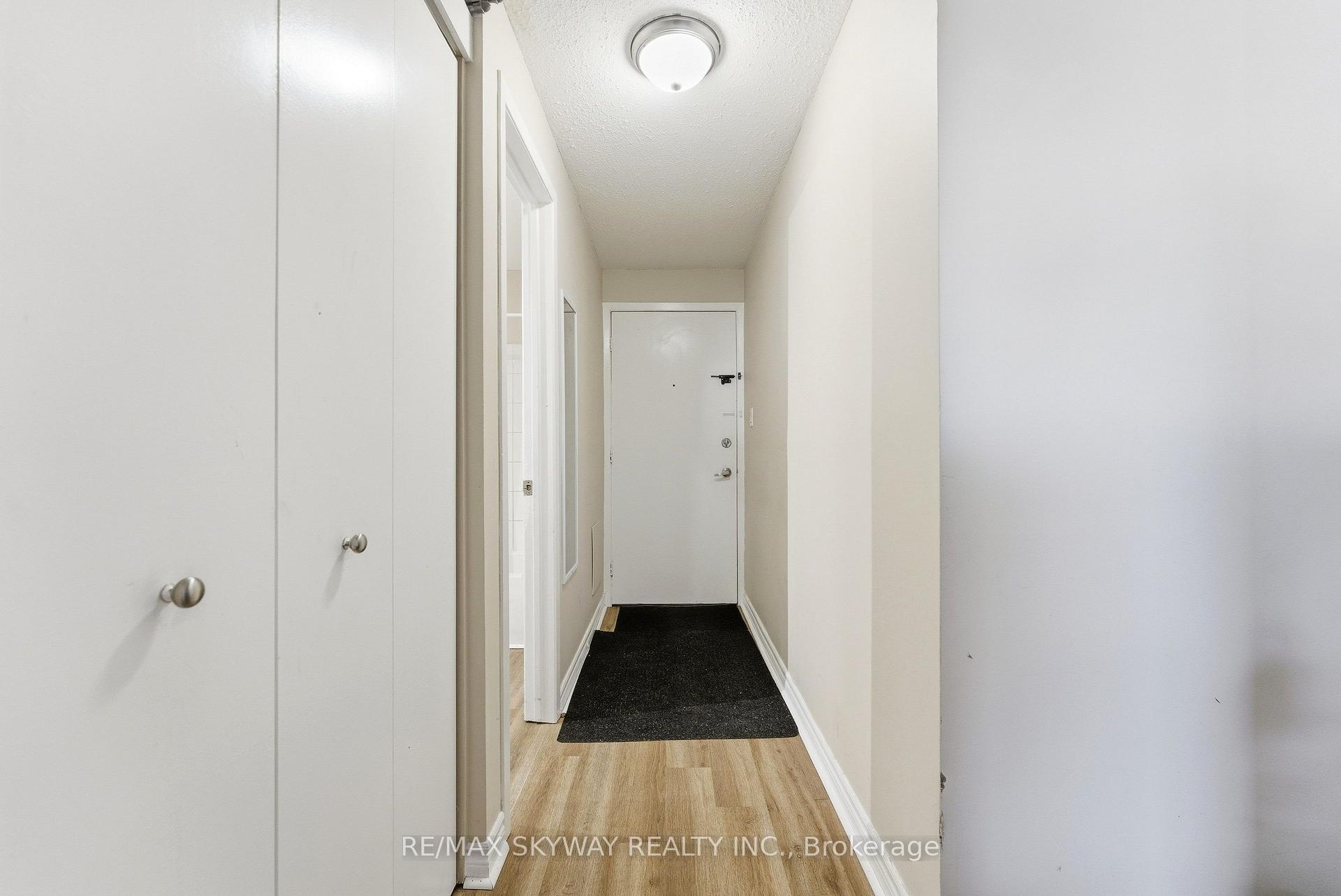 Photo 7 of Unit 103, 25 College Street E, Belleville, Belleville Ward — HOMEH