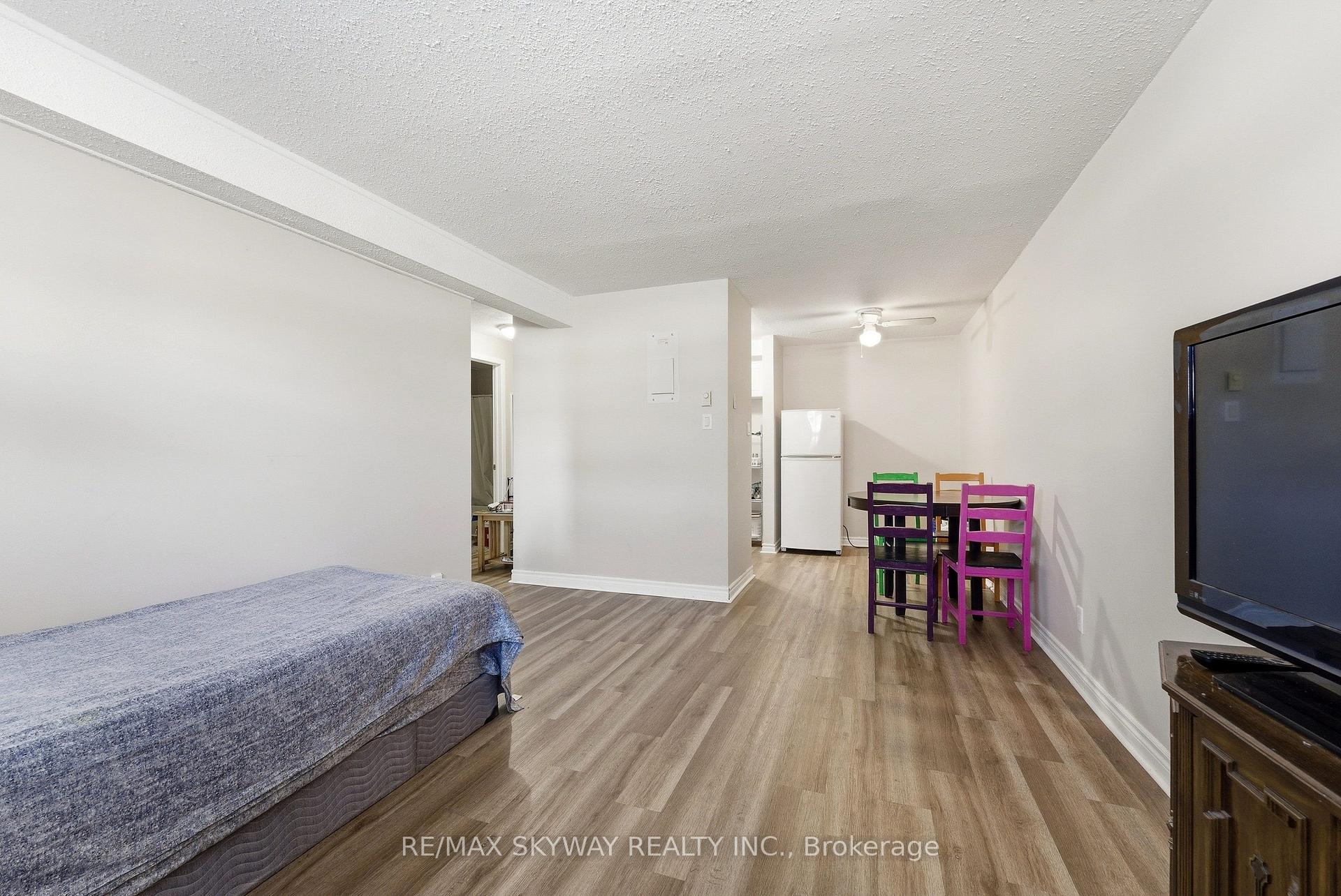 Photo 13 of Unit 103, 25 College Street E, Belleville, Belleville Ward — HOMEH