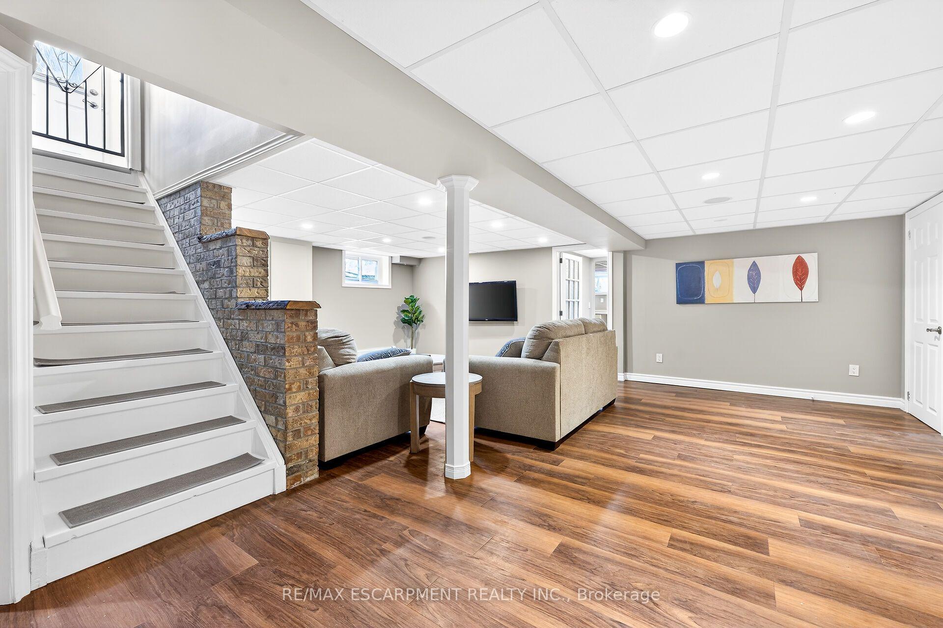 Photo 20 of 360 Johnson Road, Brantford, Echo Place — HOMEH