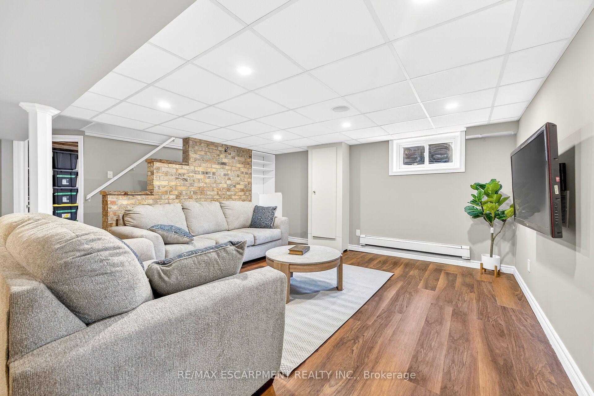 Photo 21 of 360 Johnson Road, Brantford, Echo Place — HOMEH