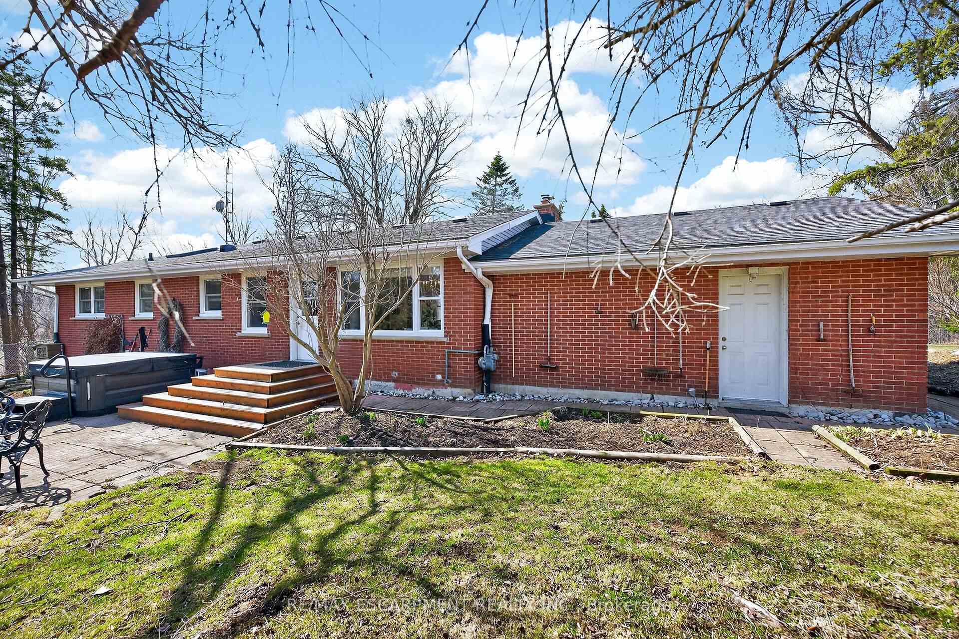 Photo 27 of 360 Johnson Road, Brantford, Echo Place — HOMEH