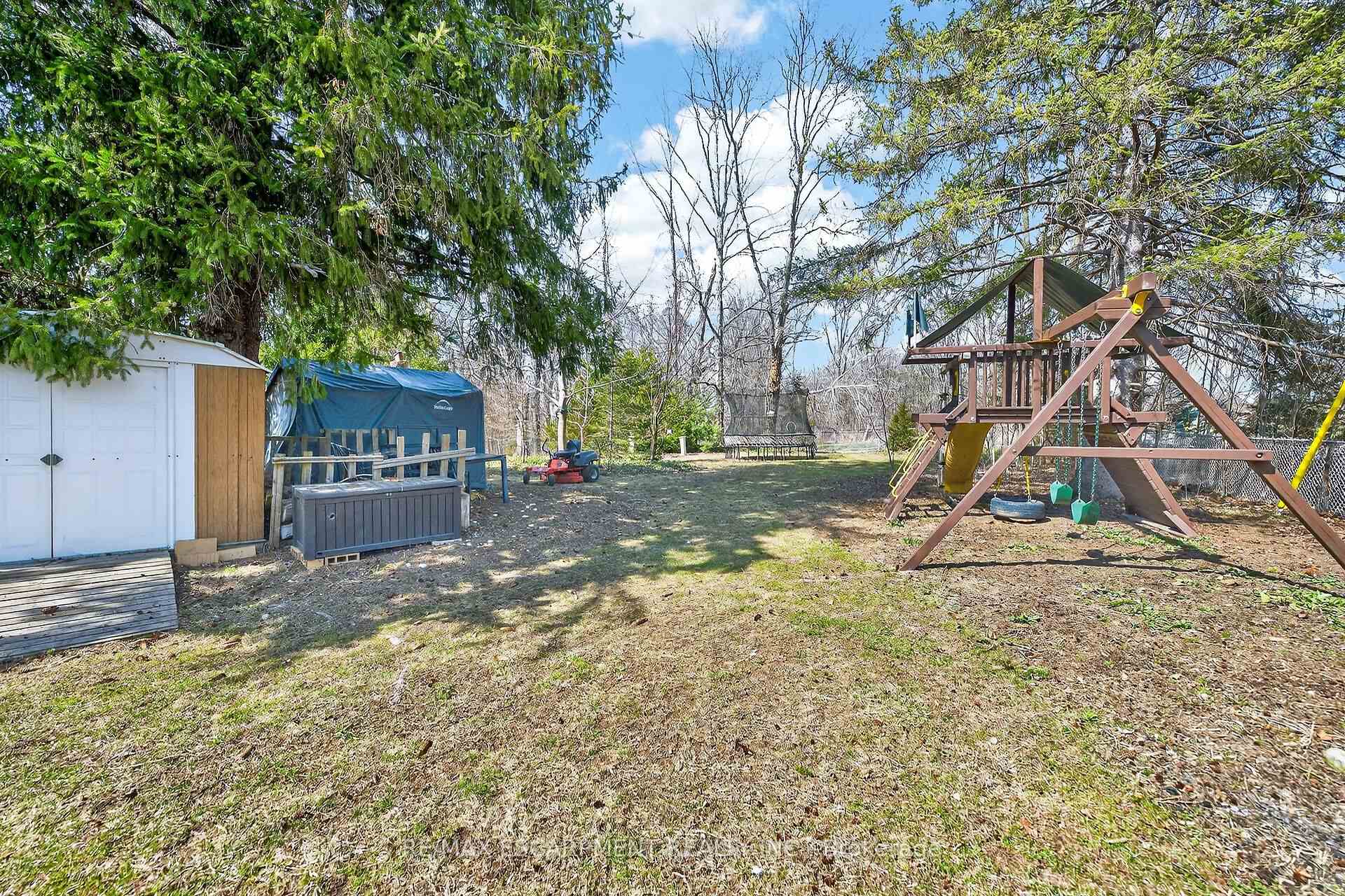 Photo 28 of 360 Johnson Road, Brantford, Echo Place — HOMEH